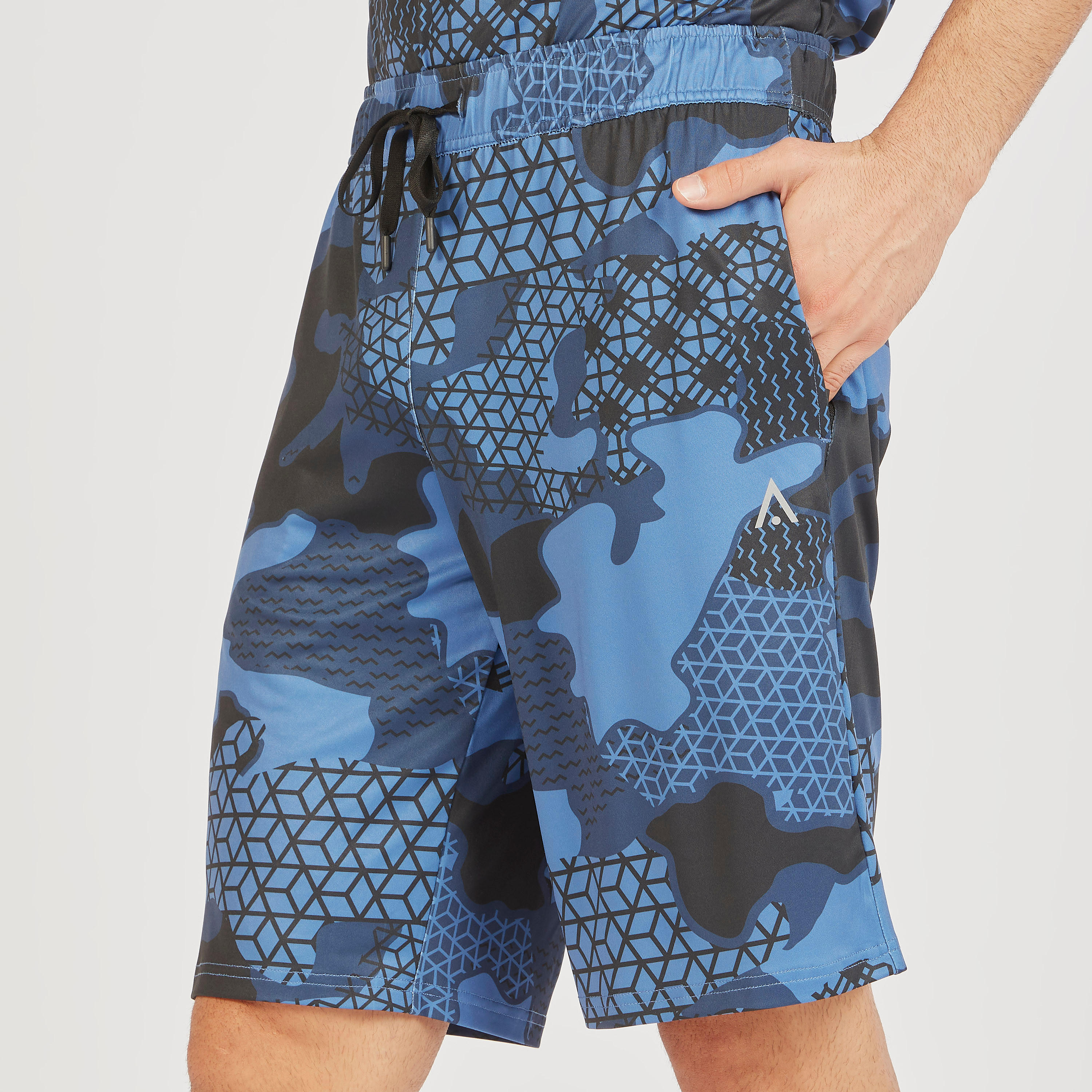 Printed Shorts with Drawstring Closure and Pockets-men-clothing-sportswearandactivewear-bottoms-image-1