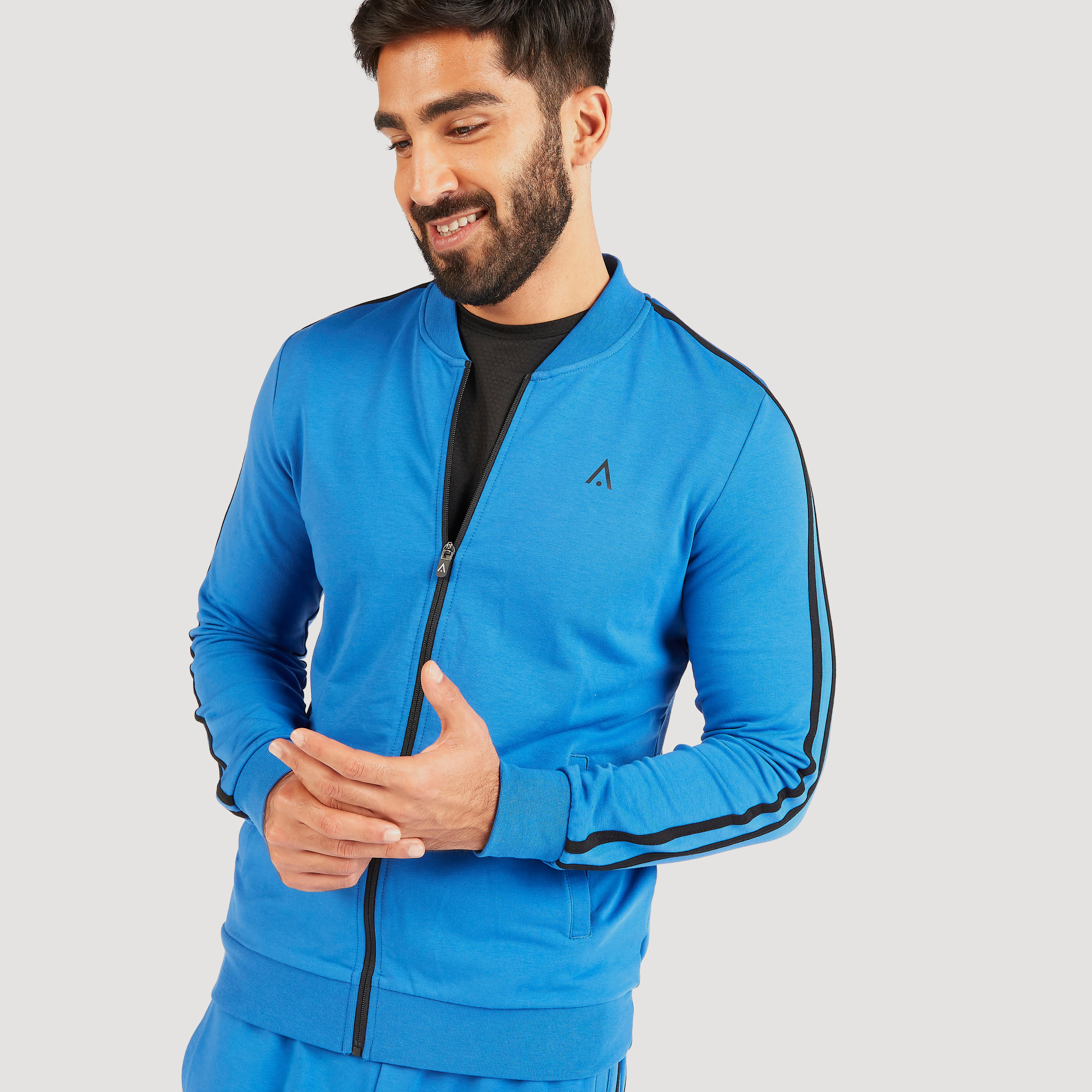 جاكيت بسحاب وجيوب وأكمام طويلة-men-clothing-jacketsandblazers-jackets-image-17