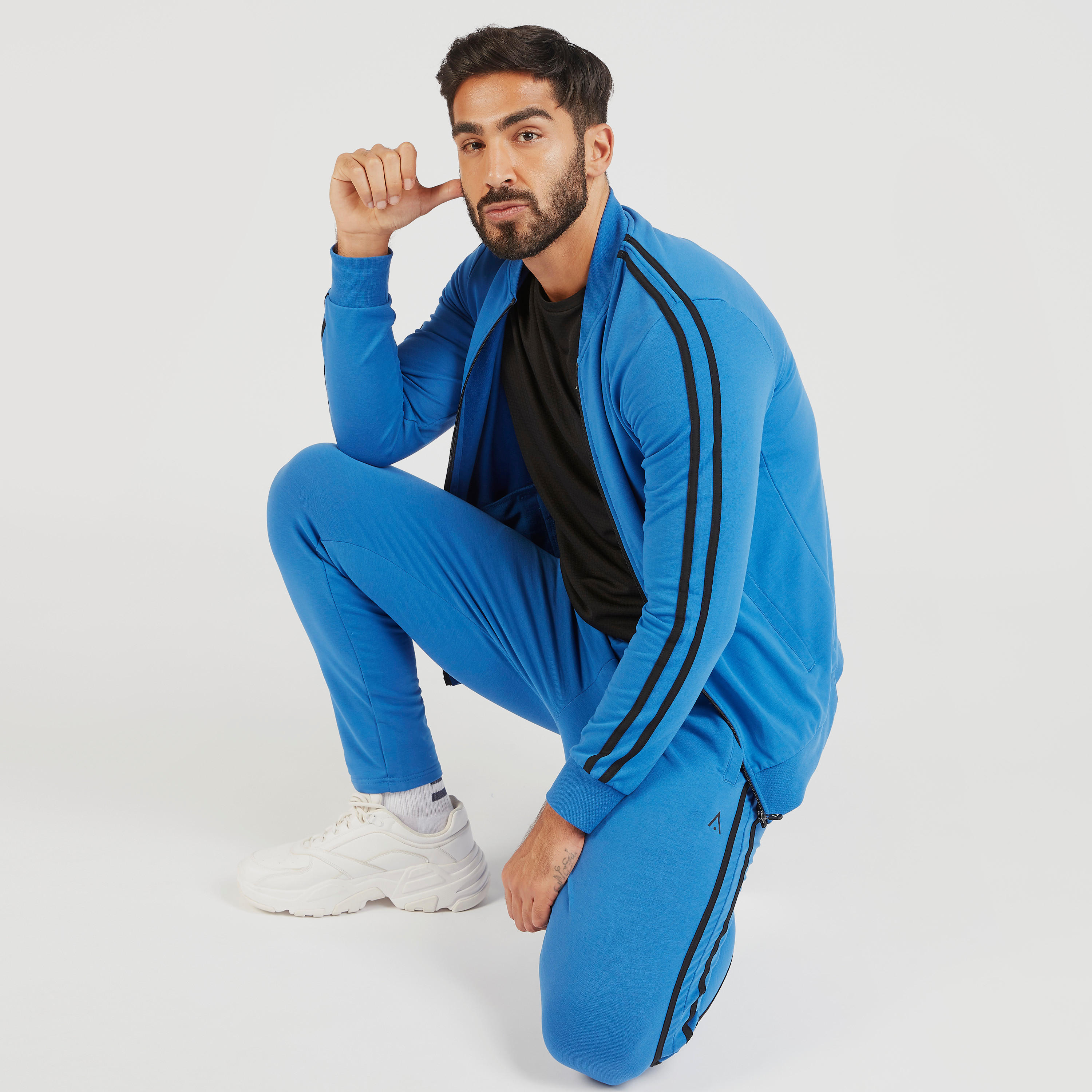 جاكيت بسحاب وجيوب وأكمام طويلة-men-clothing-jacketsandblazers-jackets-image-18