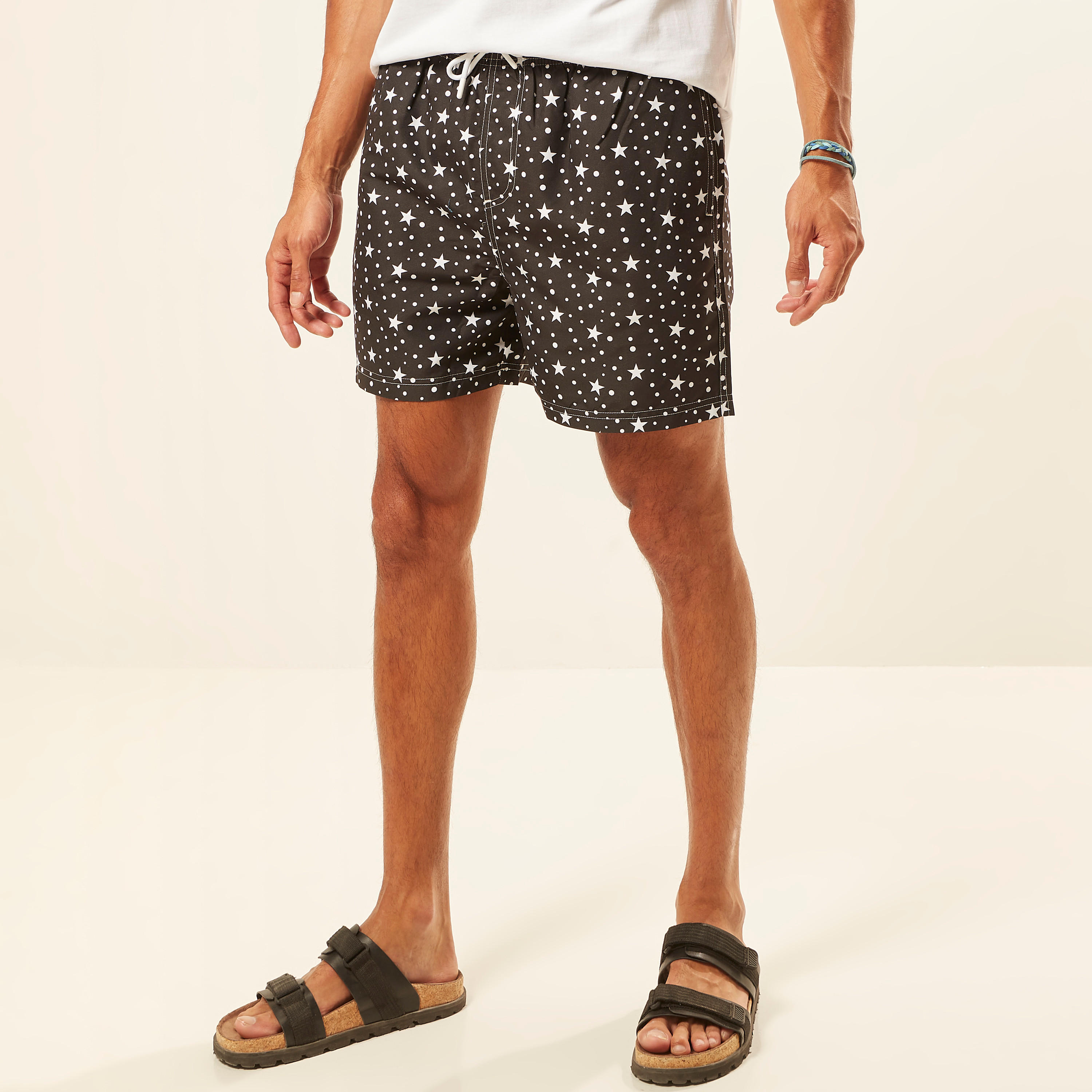 شورت برباط إغلاق وجيوب وطبعات نجوم-men-clothing-sportswearandactivewear-bottoms-image-3