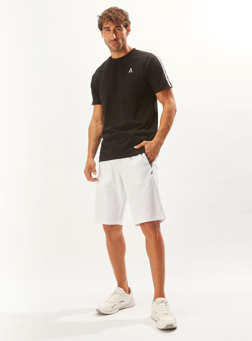 Solid Shorts with Drawstring Closure and Zipped Pockets-men-clothing-sportswearandactivewear-bottoms-image-2