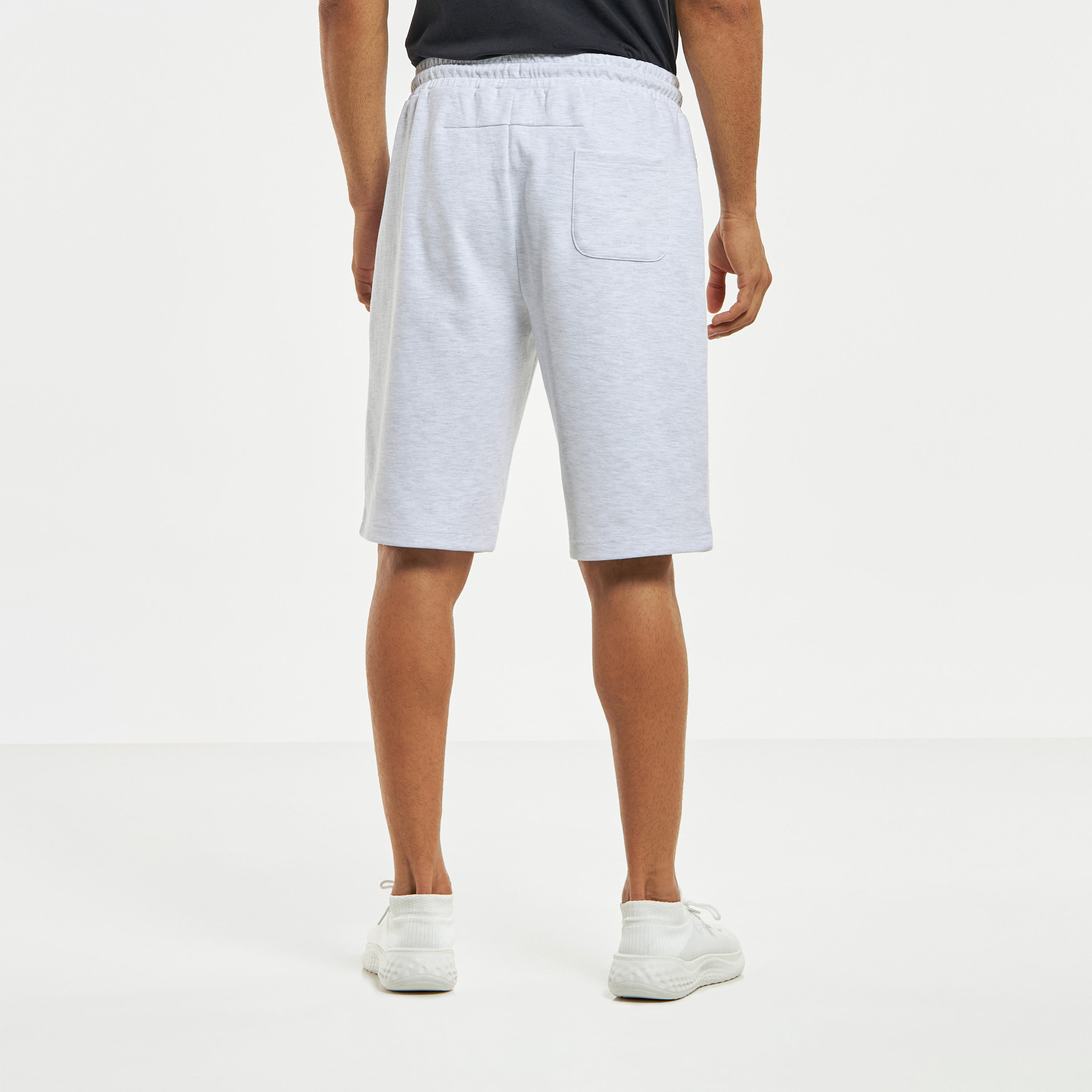 شورت سادة برباط إغلاق وجيوب-men-clothing-sportswearandactivewear-bottoms-image-2