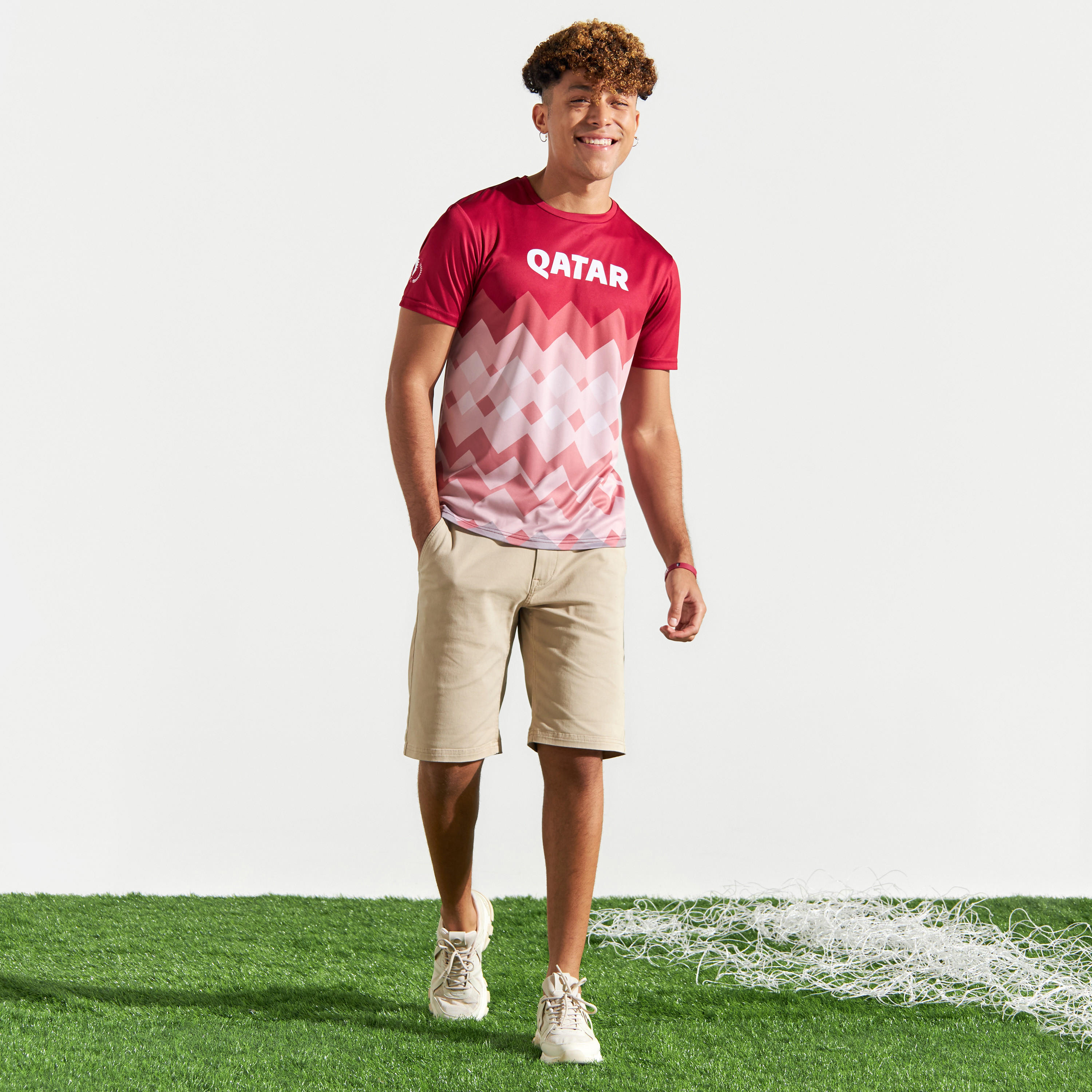 تيشيرت كرة قدم قطر بياقة ضيقة للجنسين-men-clothing-sportswearandactivewear-tshirtsandpolos-image-5