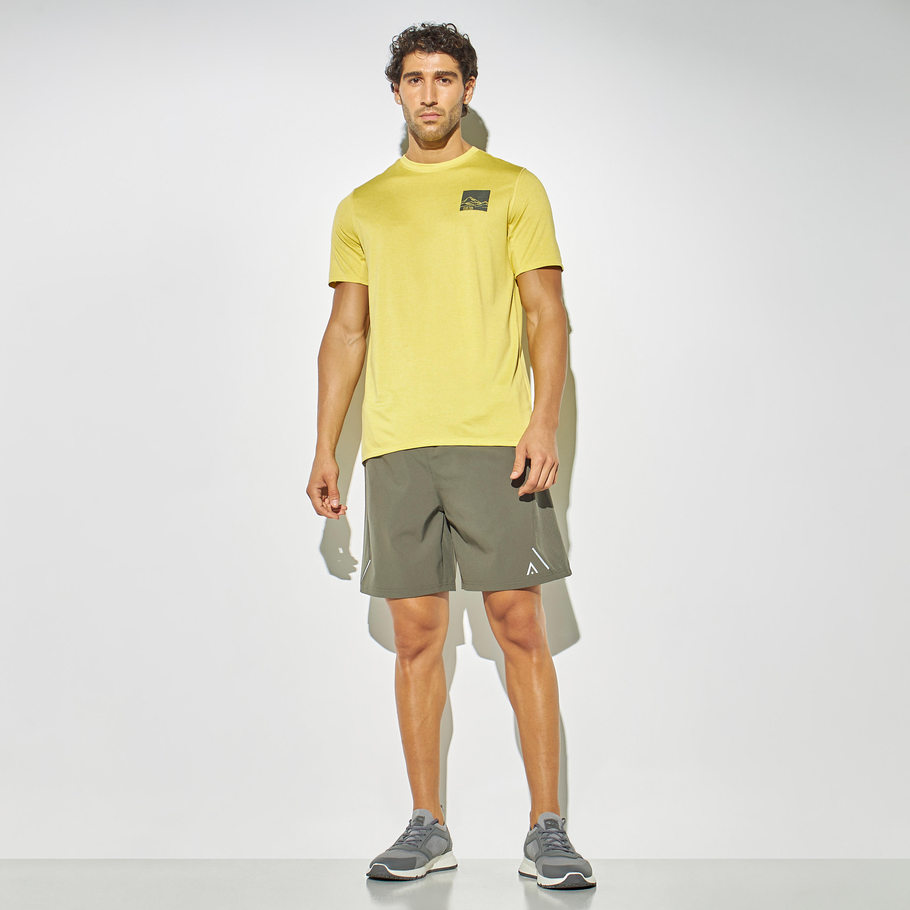 Printed T-shirt with Short Sleeves and Crew Neck-men-clothing-sportswearandactivewear-tshirtsandpolos-image-2