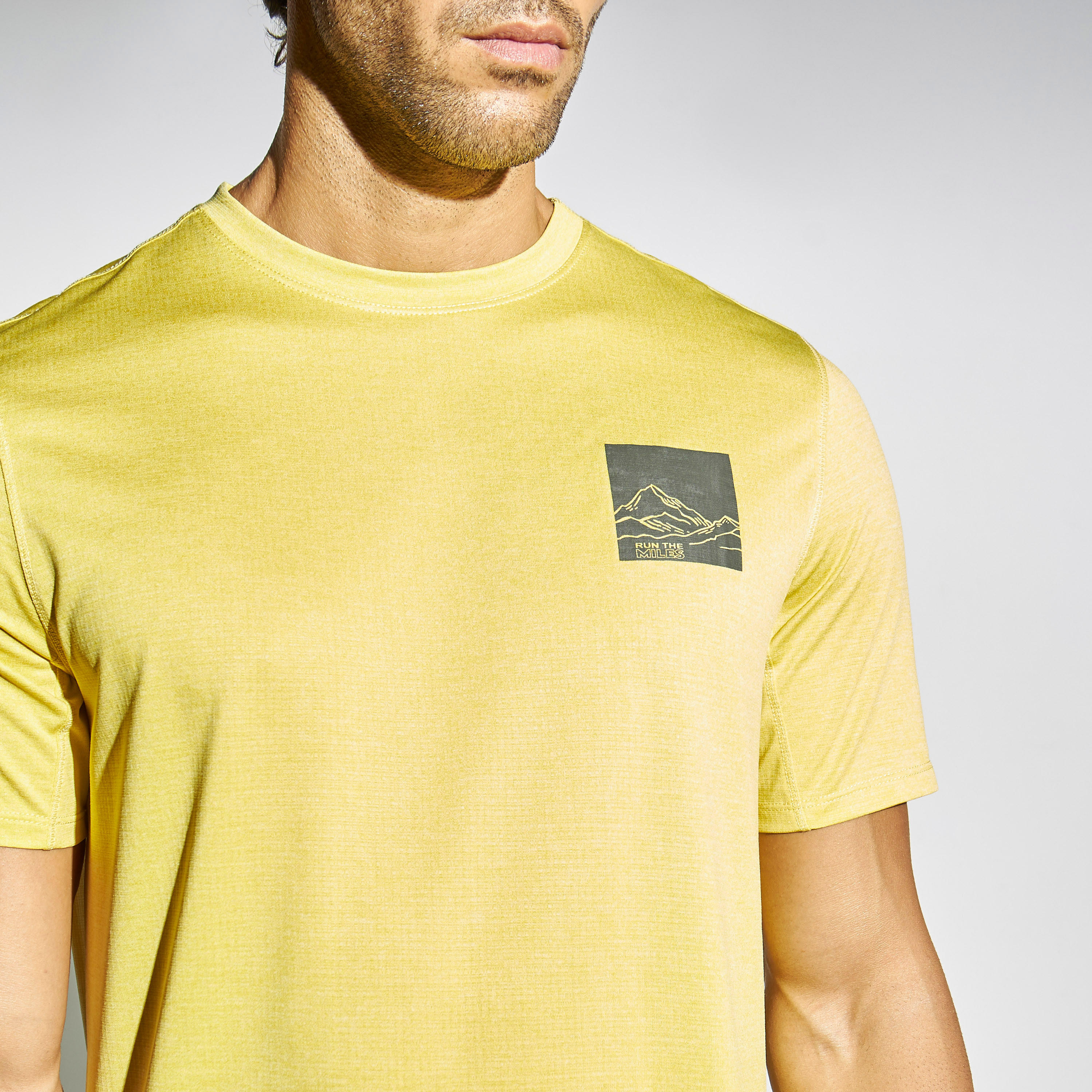 Printed T-shirt with Short Sleeves and Crew Neck-men-clothing-sportswearandactivewear-tshirtsandpolos-image-4