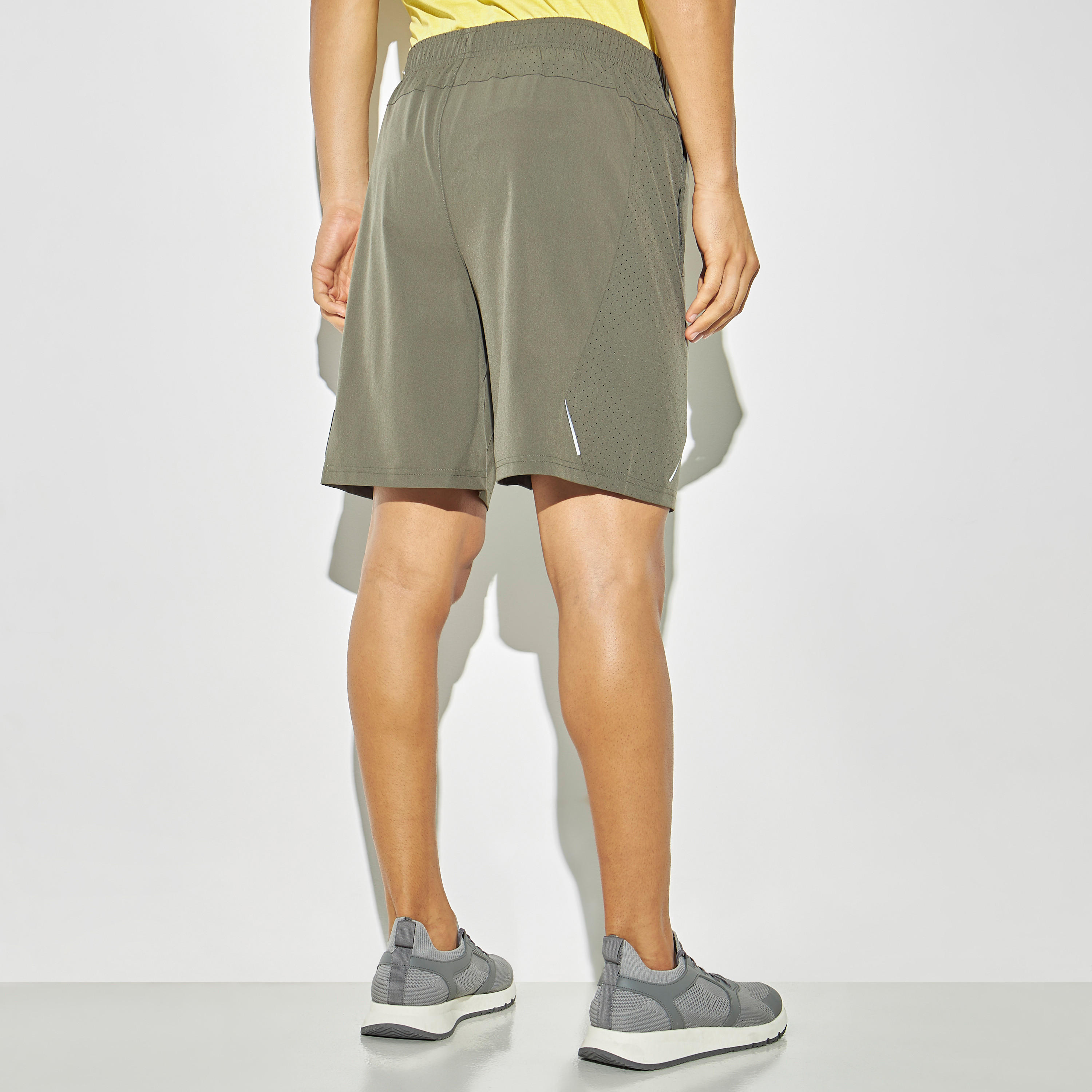 Perforated Panel Performance Shorts with Elasticated Waistband-men-clothing-sportswearandactivewear-bottoms-image-3