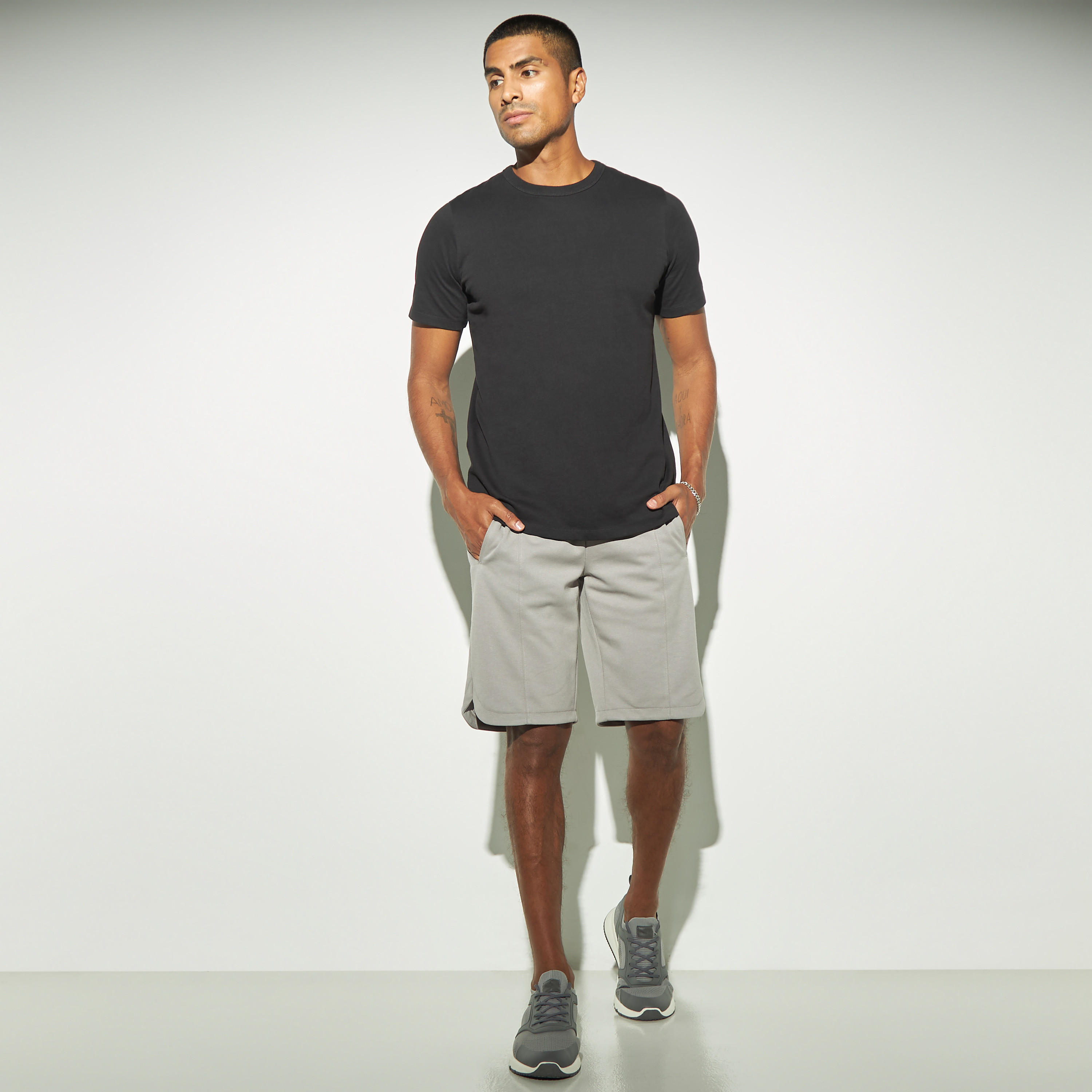 Panelled Shorts with Drawstring Closure and Pockets-men-clothing-bottoms-shorts-image-2