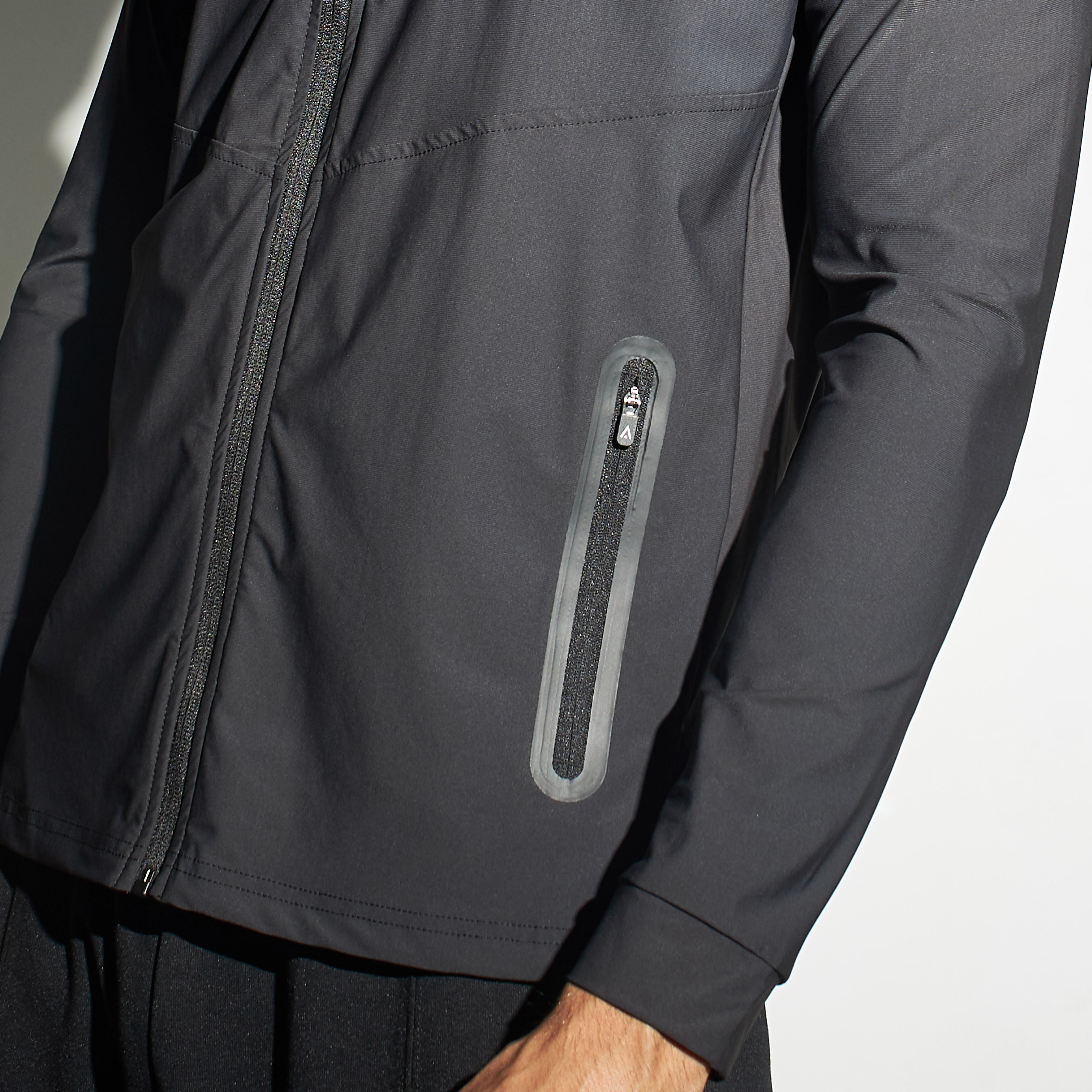 جاكيت بطبعات بسحّاب وياقة عالية وجيوب-men-clothing-jacketsandblazers-jackets-image-3