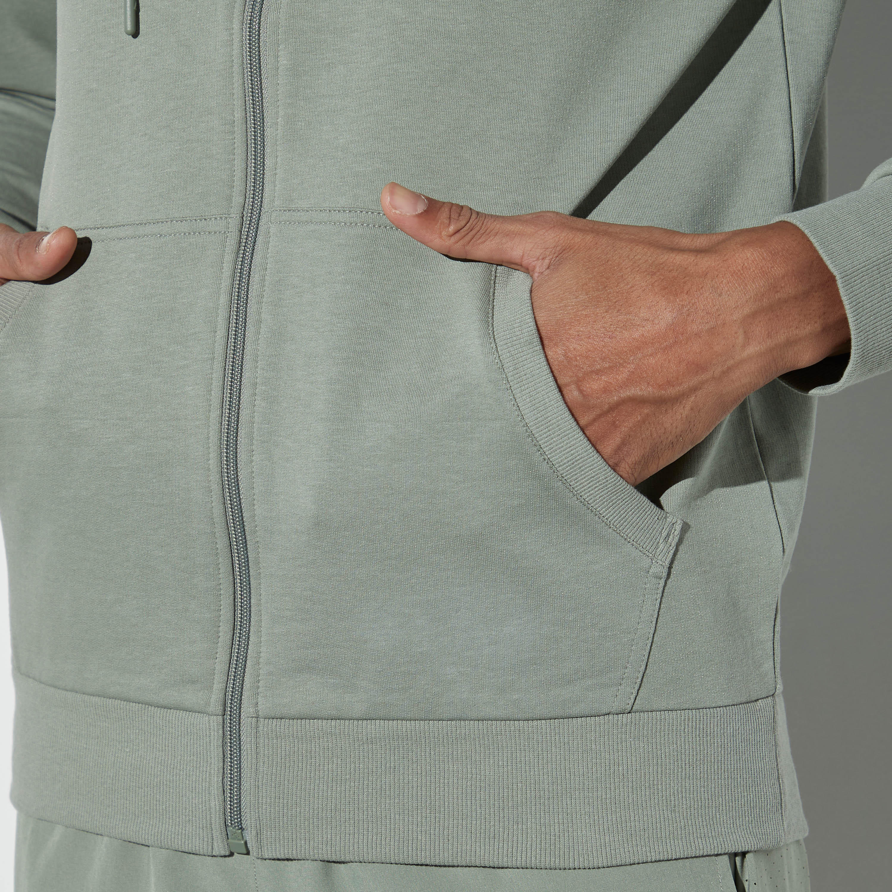 هودي سادة بسحاب وجيب كنغر-men-winterwear-hoodiesandsweatshirts-image-1