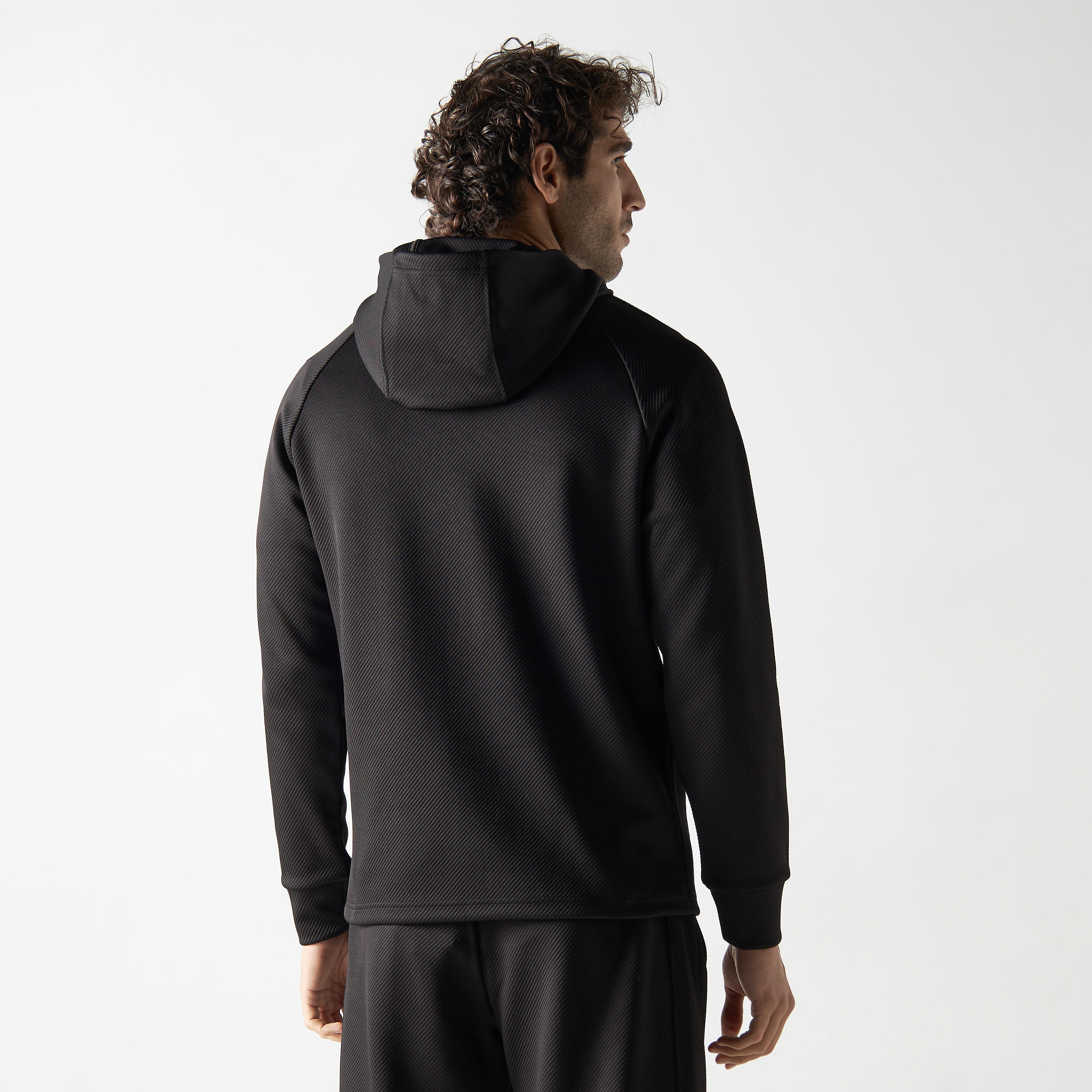 هودي بارز الملمس بأكمام طويلة وجيوب كنغر-men-winterwear-hoodiesandsweatshirts-image-3