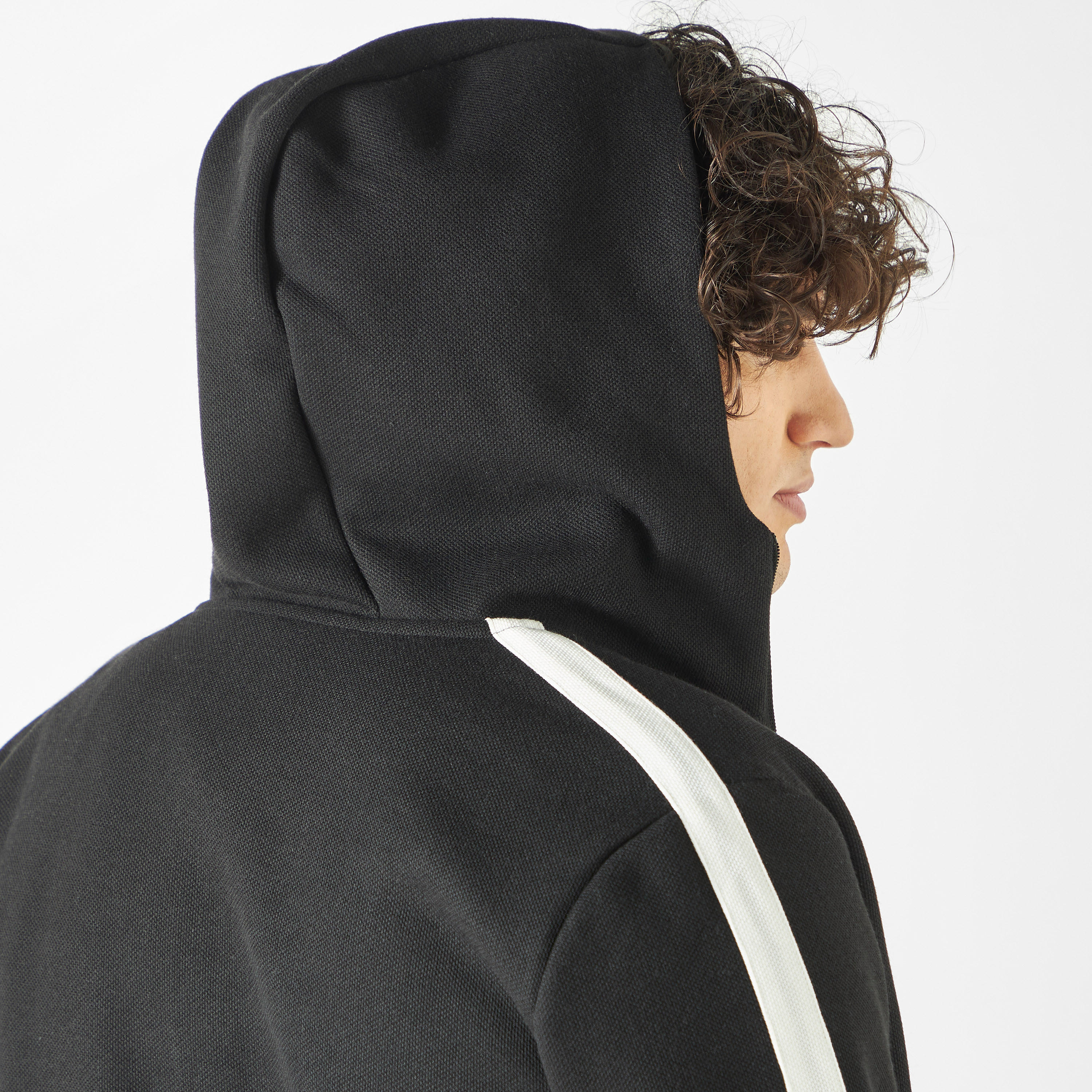 هودي بأكمام طويلة وجيوب وسحّاب-men-winterwear-hoodiesandsweatshirts-image-5