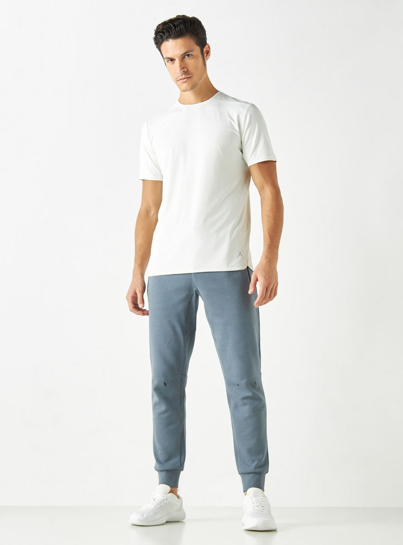 بنطلون رياضي سادة برباط إغلاق وجيوب-men-clothing-sportswearandactivewear-bottoms-image-3
