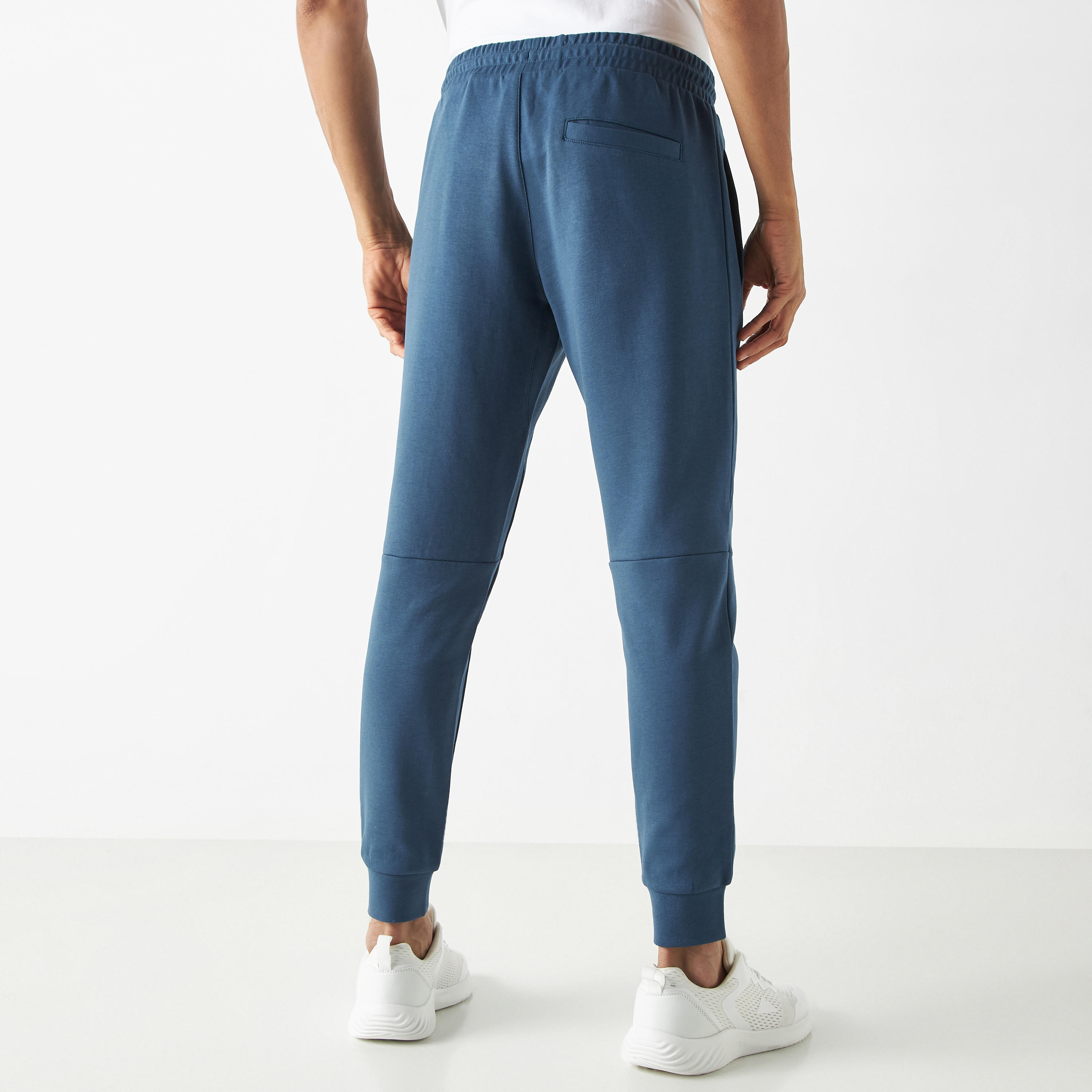 بنطلون رياضي سادة برباط إغلاق وجيوب-men-clothing-sportswearandactivewear-bottoms-image-3