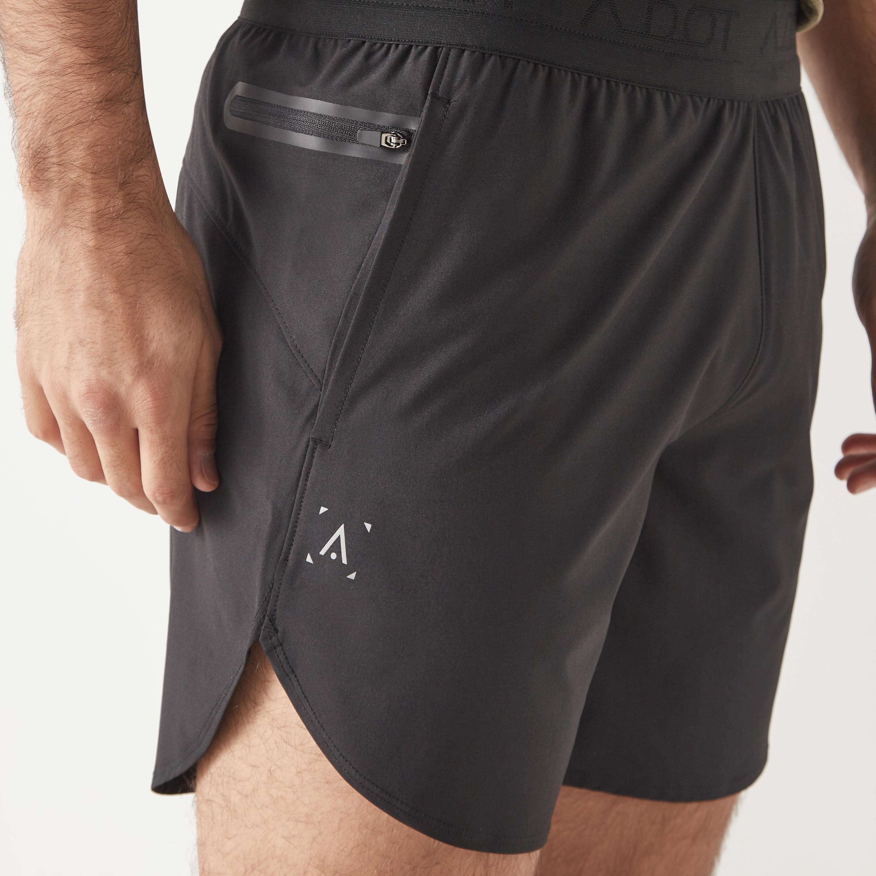 شورت بخصر مطاطي وجيوب-men-clothing-bottoms-shorts-image-4