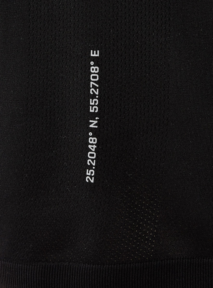 Regular Fit Seamless T-shirt-men-clothing-sportswearandactivewear-tshirtsandpolos-image-5
