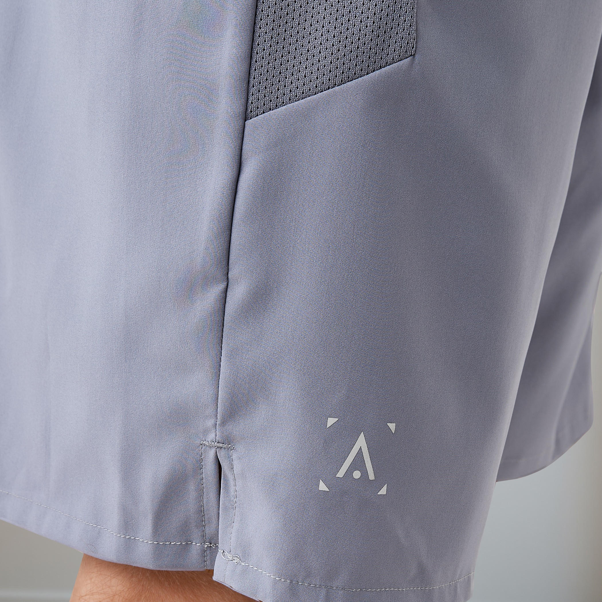 شورت بقصة عادية وخصر مطاطي-men-clothing-bottoms-shorts-image-6