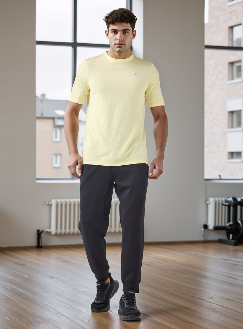 Jacquard Crew Neck T-shirt-men-clothing-sportswearandactivewear-tshirtsandpolos-image-3