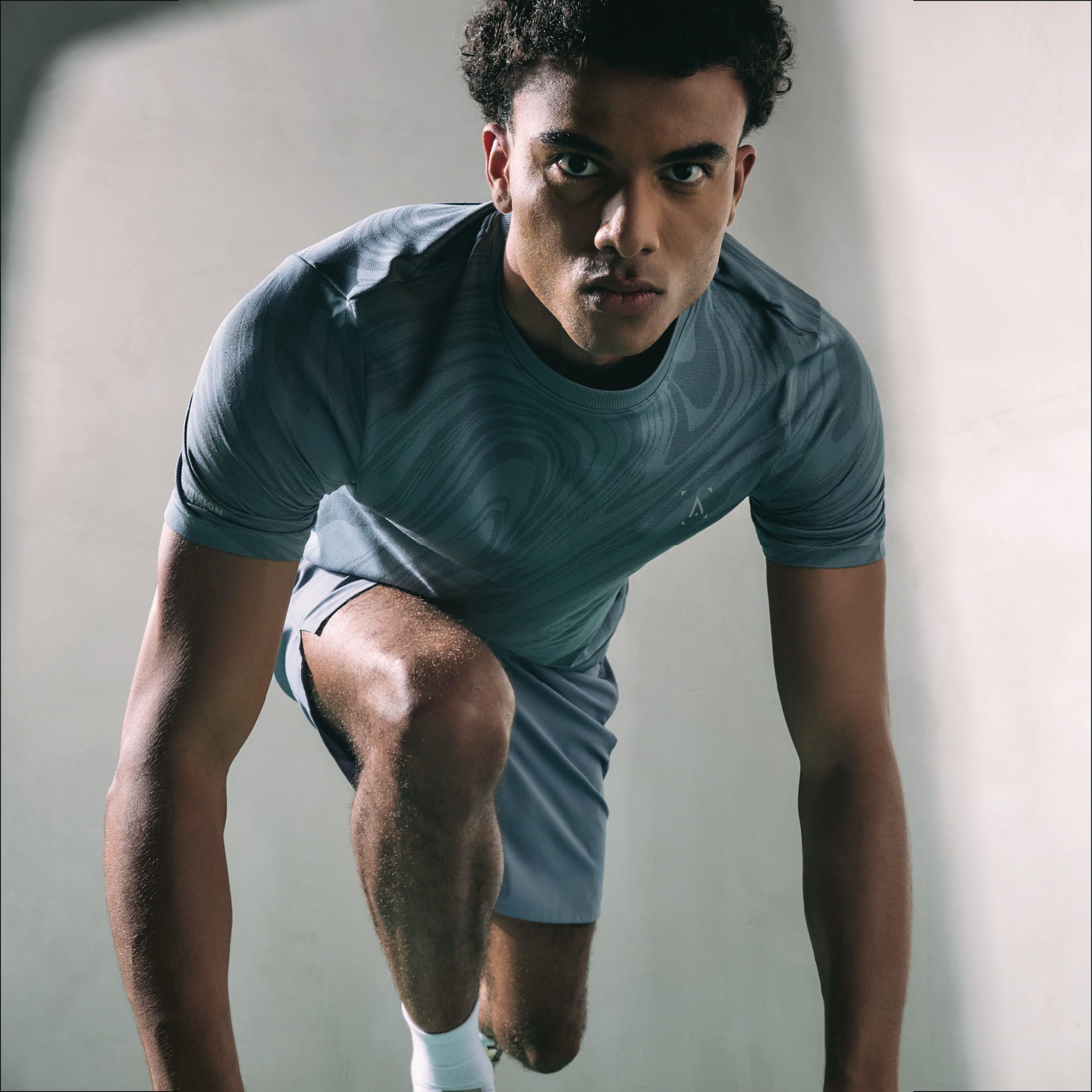 Jacquard Crew Neck T-shirt-men-clothing-sportswearandactivewear-tshirtsandpolos-image-1