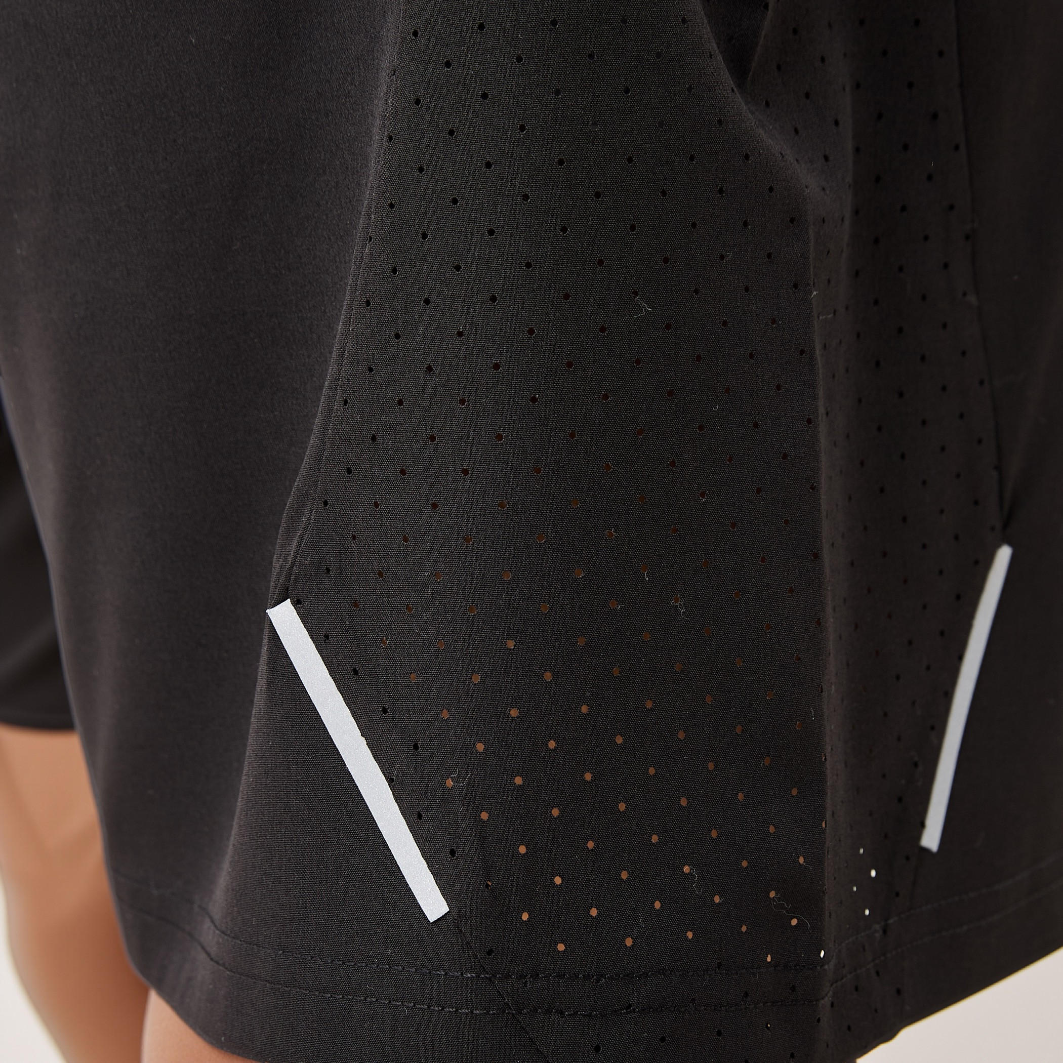 شورت بقصة عادية وحزام خصر مطاطي-men-clothing-bottoms-shorts-image-1