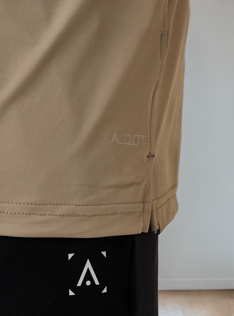 تيشيرت بقصة عادية وياقة ضيقة-men-clothing-tshirtsandpolos-tshirts-image-5