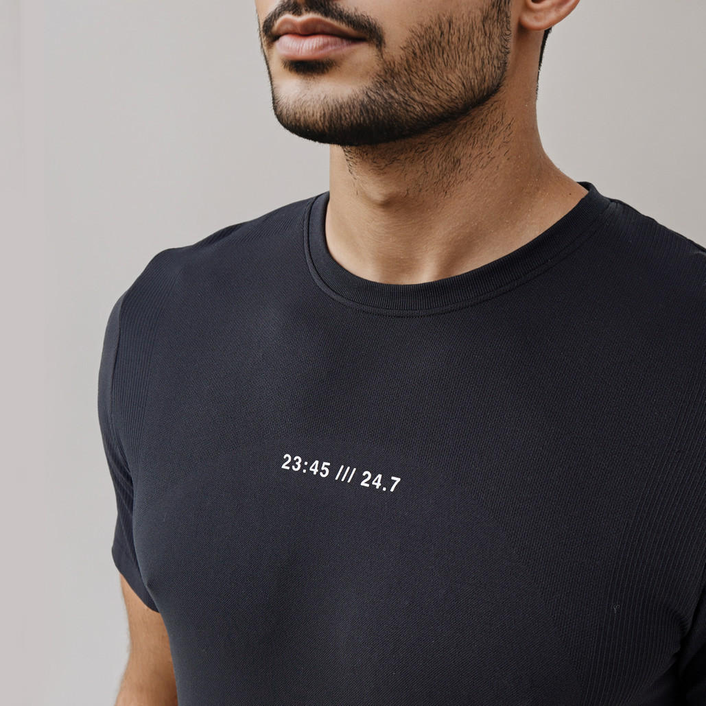تيشيرت دون خياطة بطبعات-men-clothing-sportswearandactivewear-tshirtsandpolos-image-2