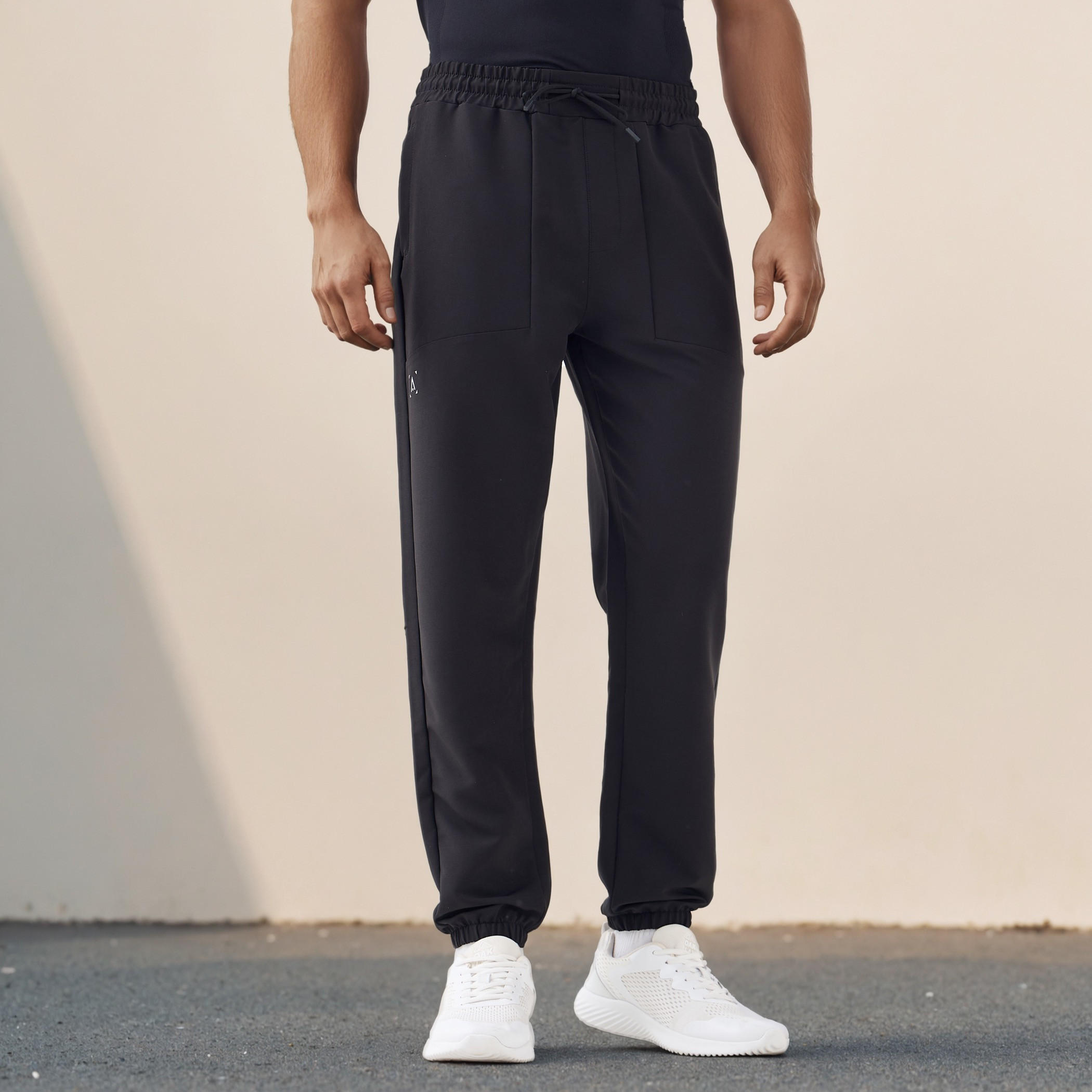 Joggers with Drawstring Closure and Pockets-men-clothing-sportswearandactivewear-tracksuits-image-1