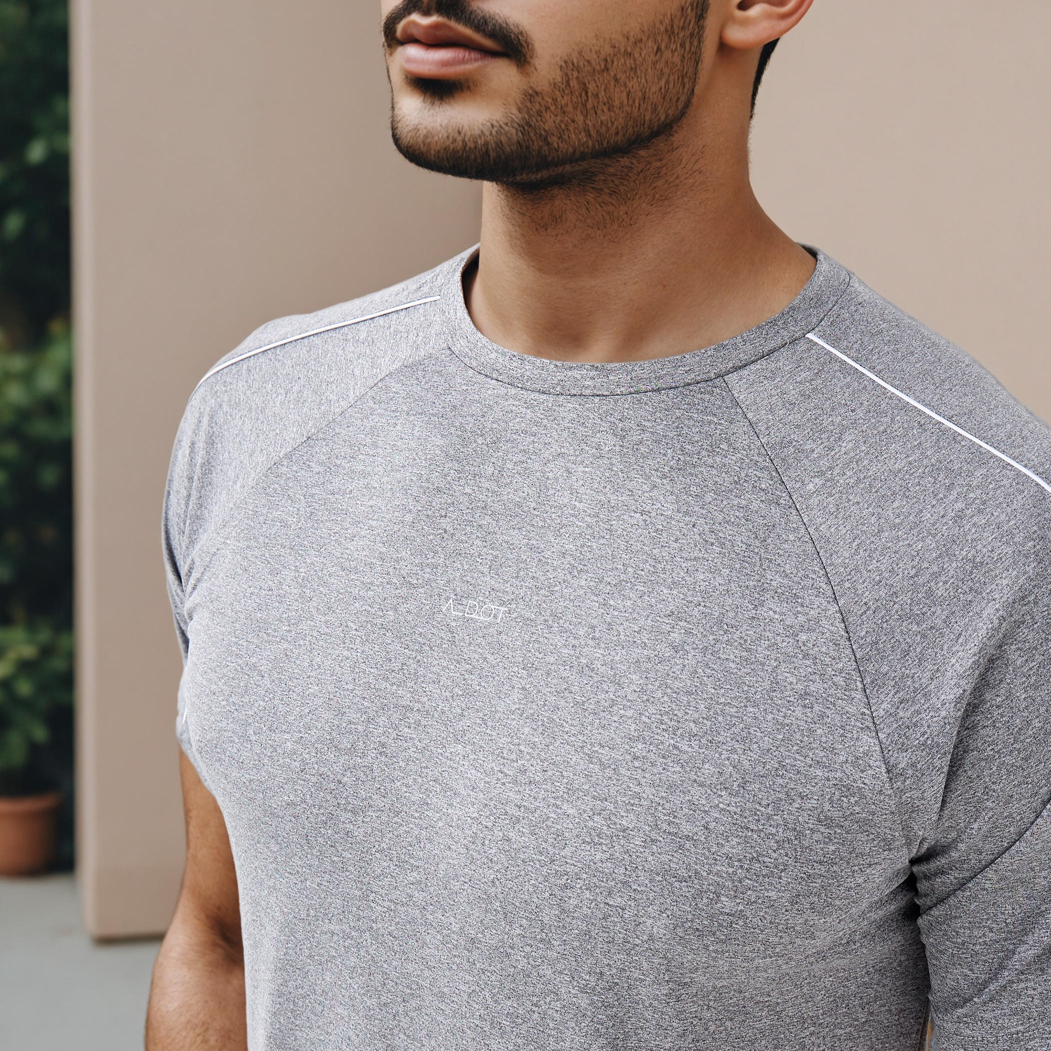 Panelled T-shirt with Raglan Sleeves-men-clothing-sportswearandactivewear-tshirtsandpolos-image-4