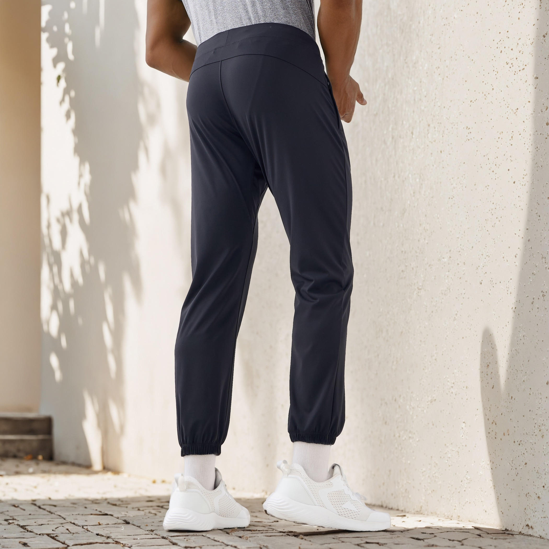 Performance Joggers with Pockets-men-clothing-sportswearandactivewear-bottoms-joggers-image-3