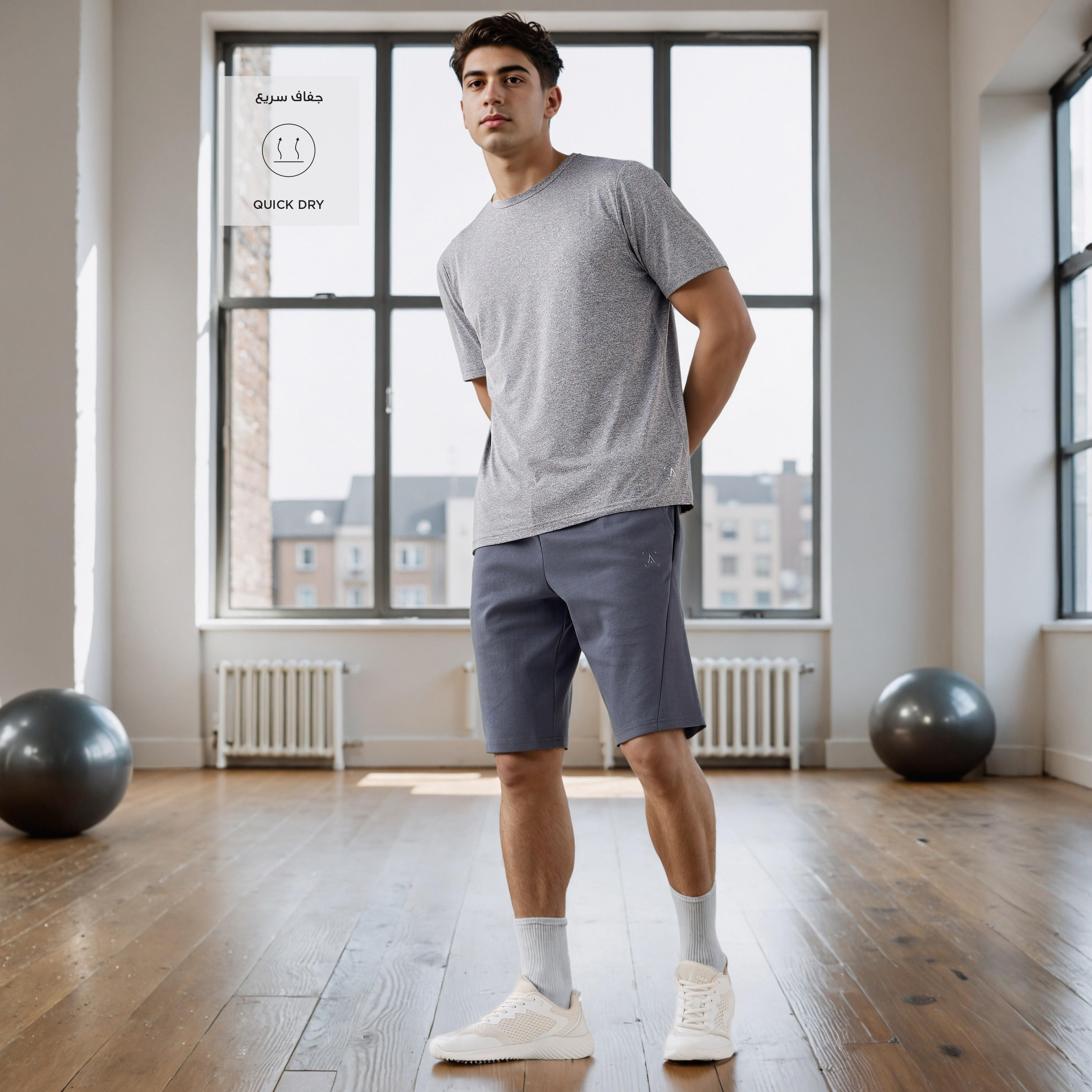 تيشيرت بأكمام قصيرة وياقة ضيقة-men-clothing-tshirtsandpolos-tshirts-image-2