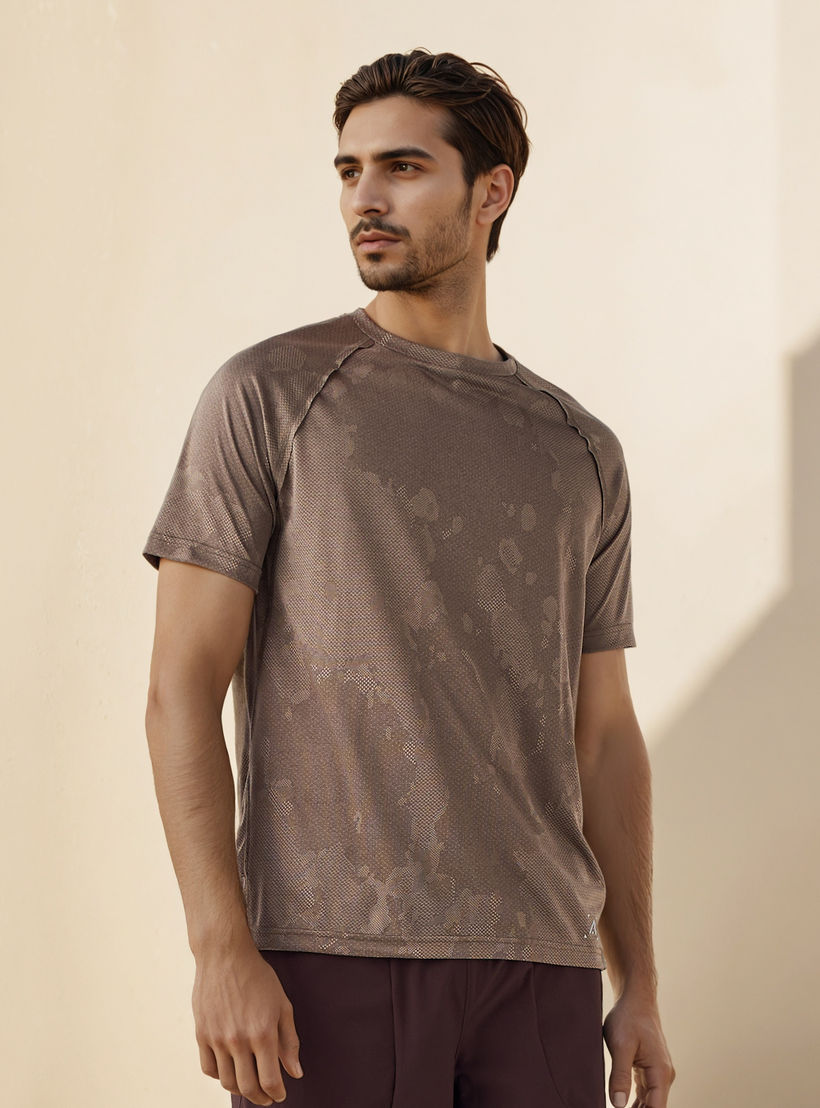 تيشيرت بقصة عادية بدون خياطة بأكمام راجلان-men-clothing-tshirtsandpolos-tshirts-image-1