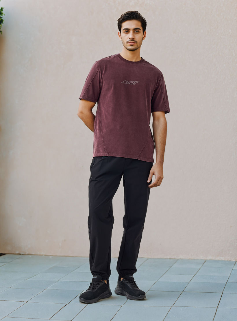 بنطلون رياضي بقصّة عادية وجيوب-men-clothing-sportswearandactivewear-bottoms-joggers-image-5