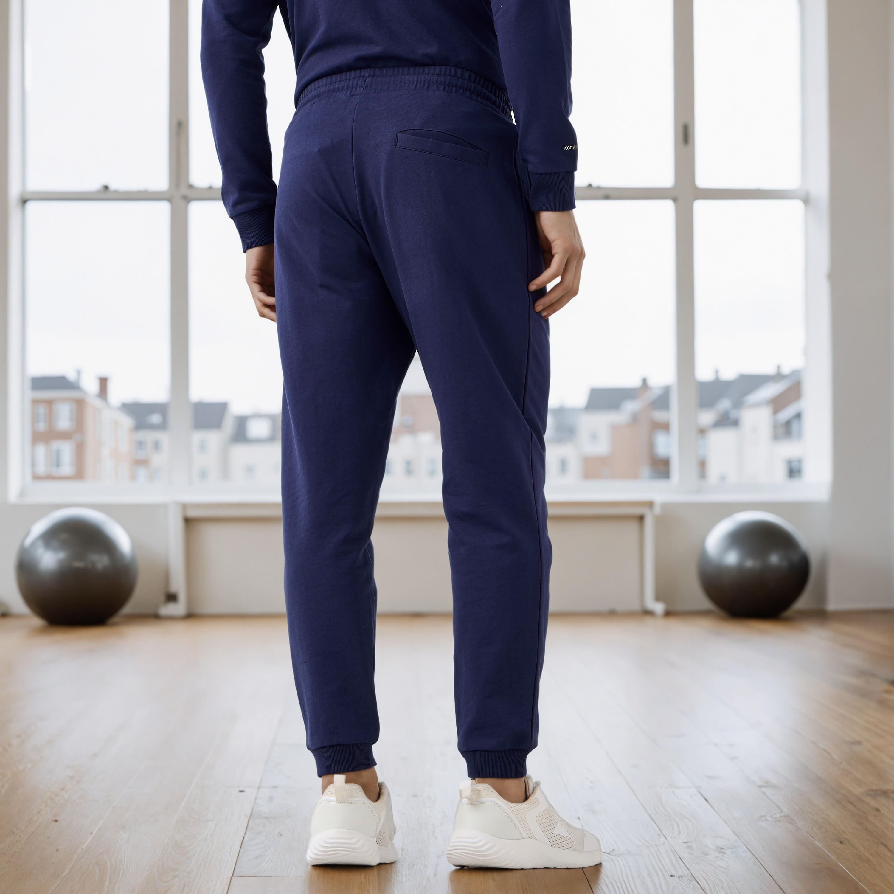 Joggers with Drawstring Closure and Pockets-men-clothing-sportswearandactivewear-bottoms-joggers-image-3