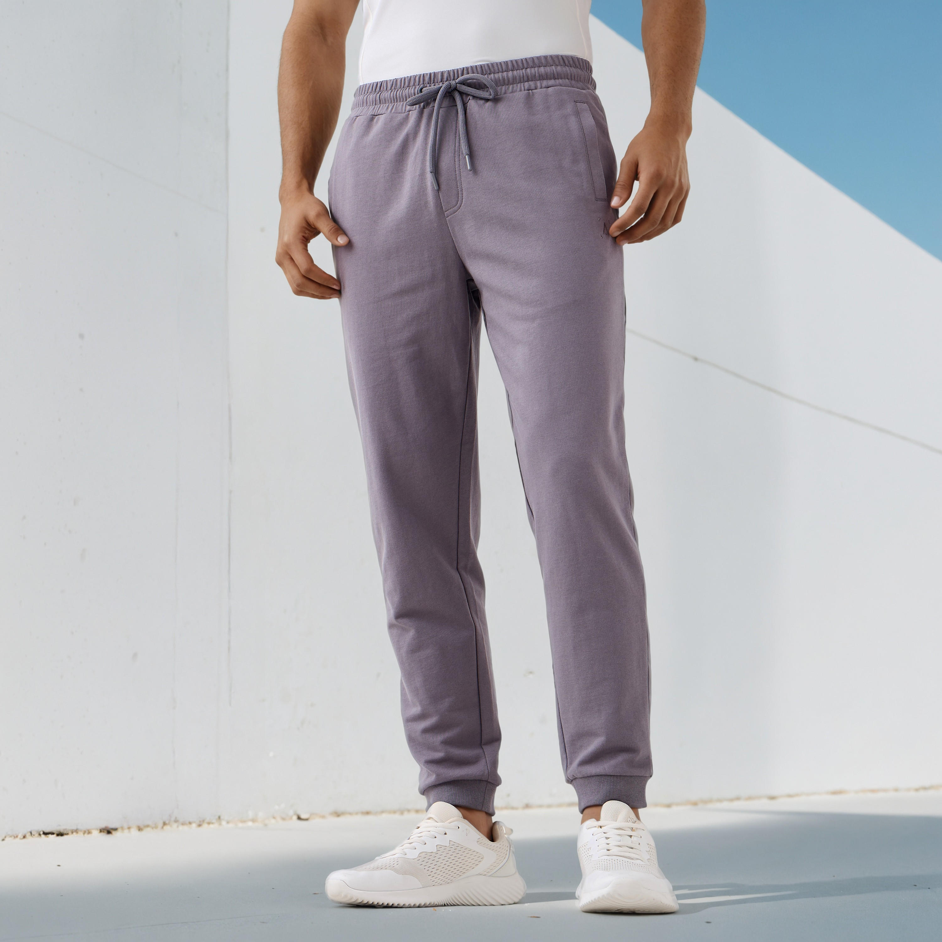 Joggers with Drawstring Closure and Pockets-men-clothing-sportswearandactivewear-bottoms-joggers-image-1