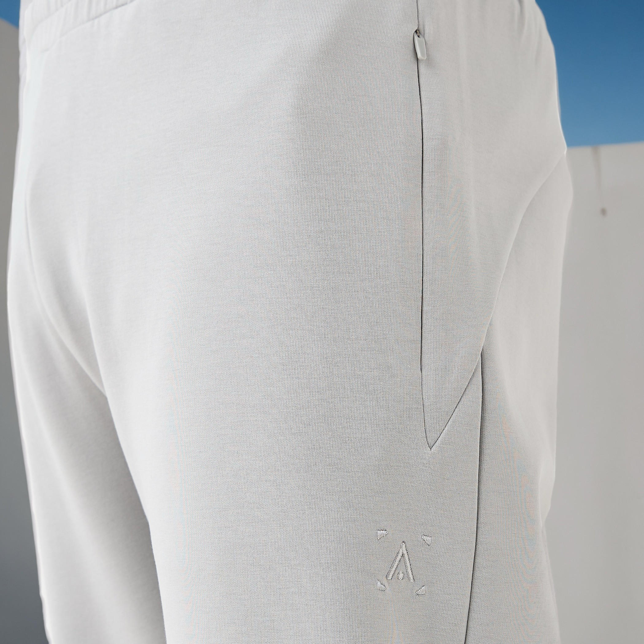 Panelled Joggers with Pockets-men-clothing-sportswearandactivewear-bottoms-joggers-image-5