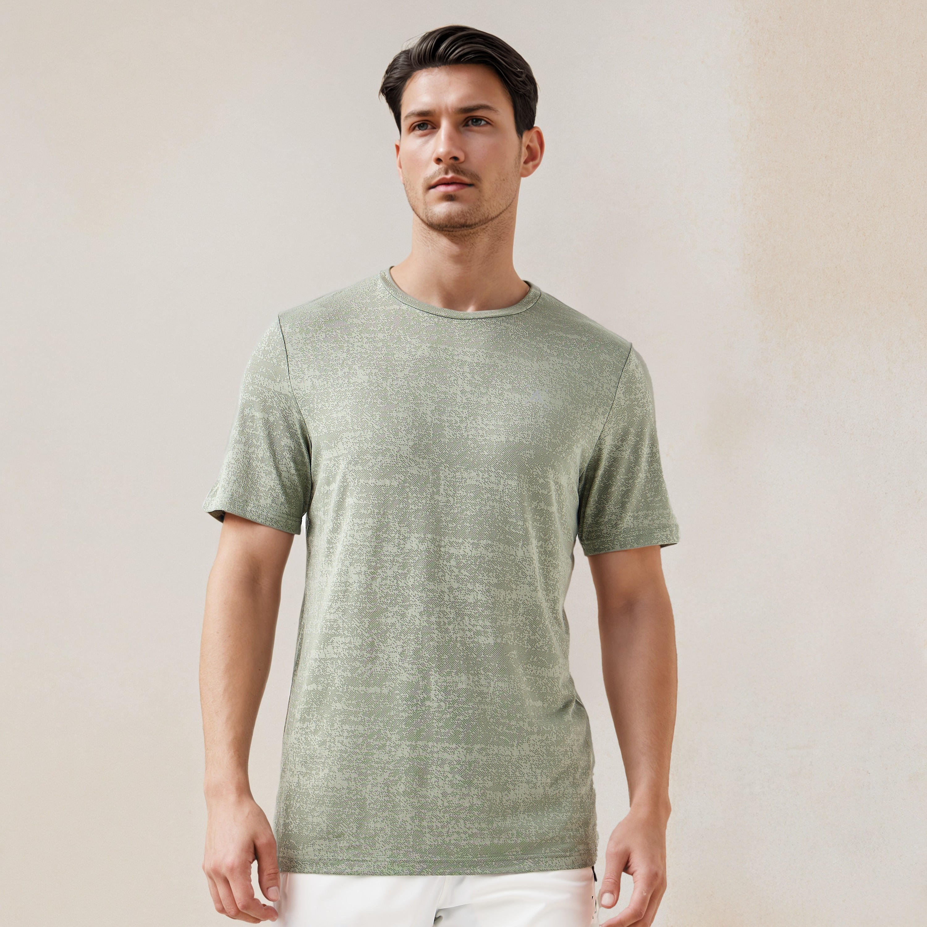 Performance Active T-shirt with Crew Neck-men-clothing-sportswearandactivewear-tshirtsandpolos-image-1