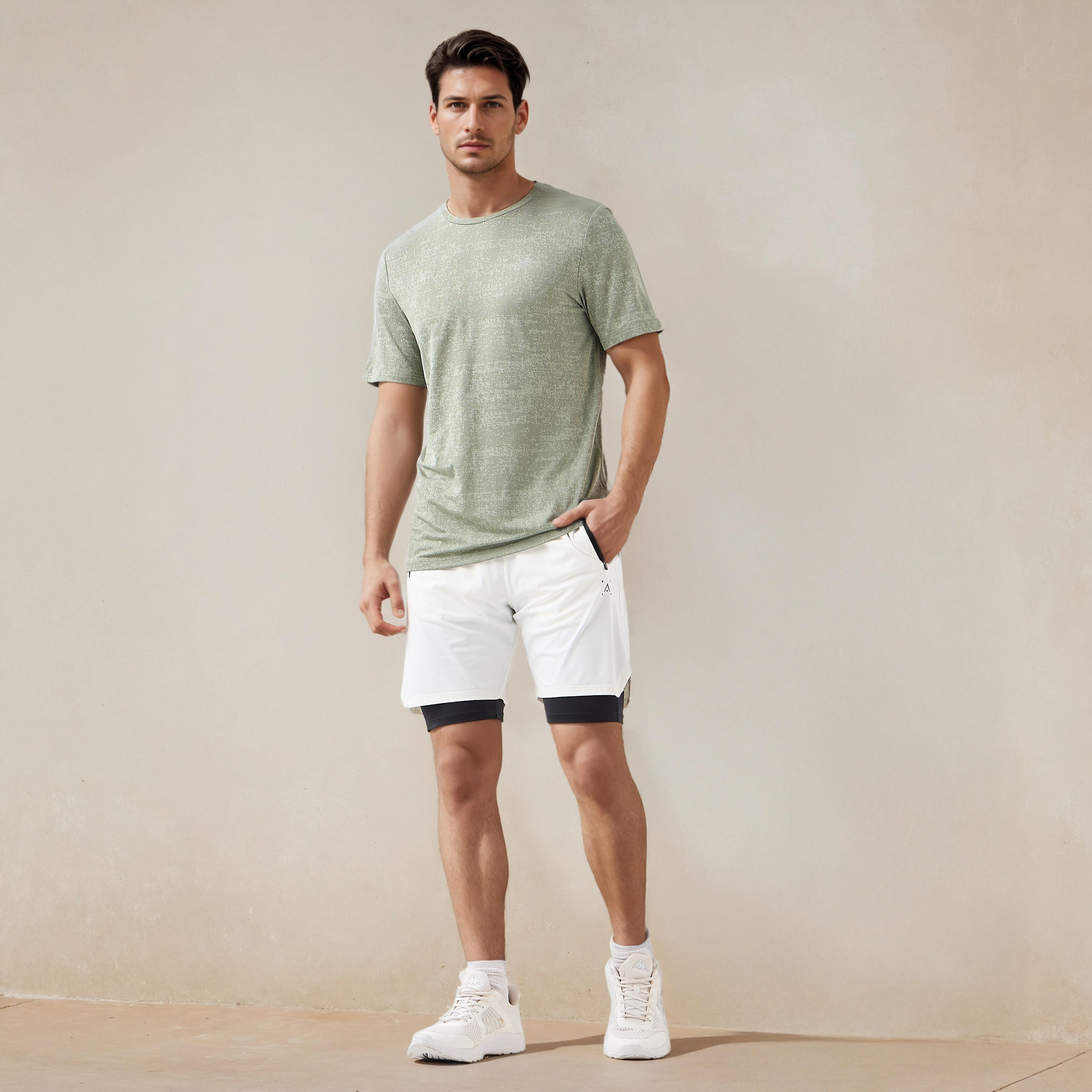 Performance Active T-shirt with Crew Neck-men-clothing-sportswearandactivewear-tshirtsandpolos-image-2