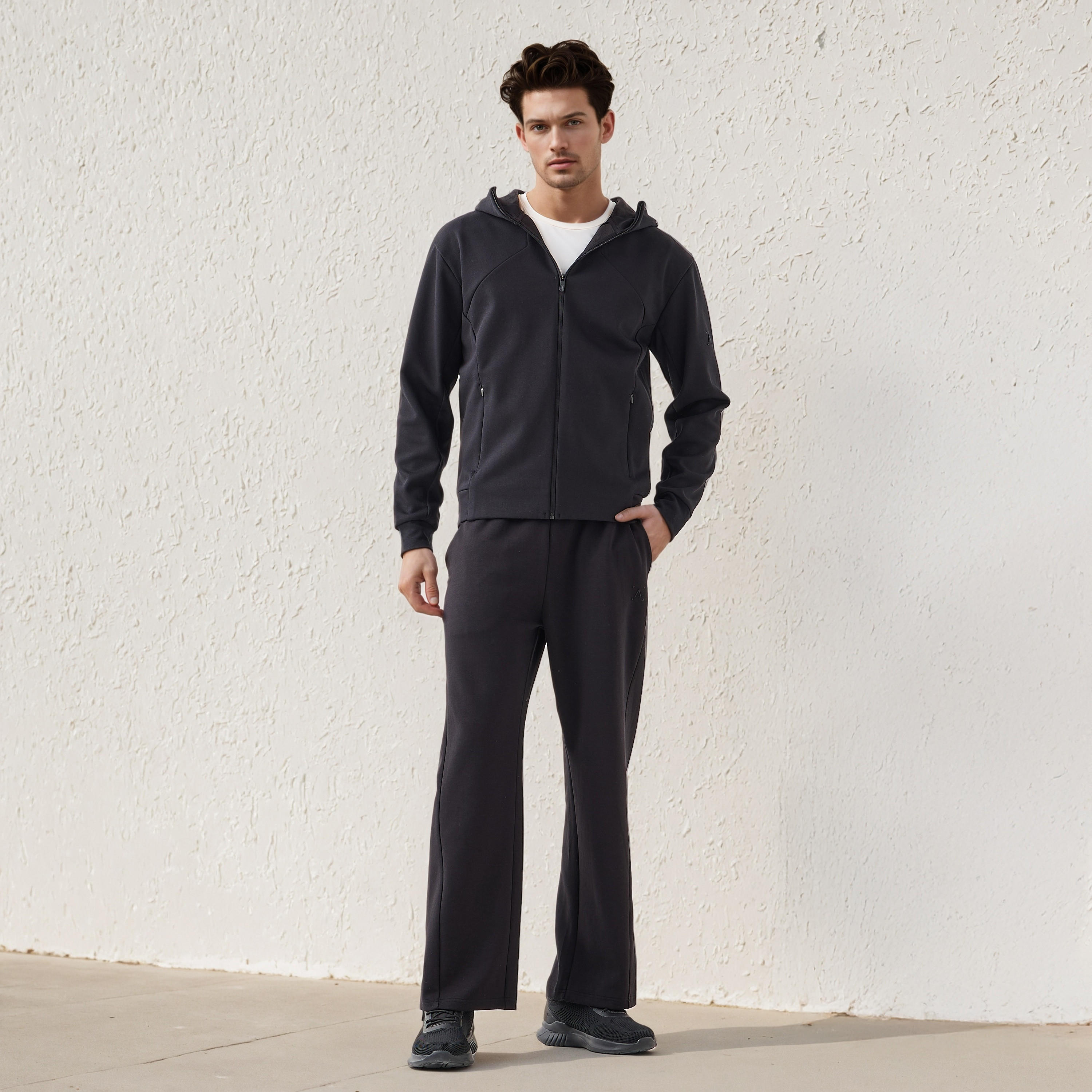 Men Regular Fit Drawstring Waist Track Pants-men-clothing-sportswearandactivewear-tracksuits-image-2
