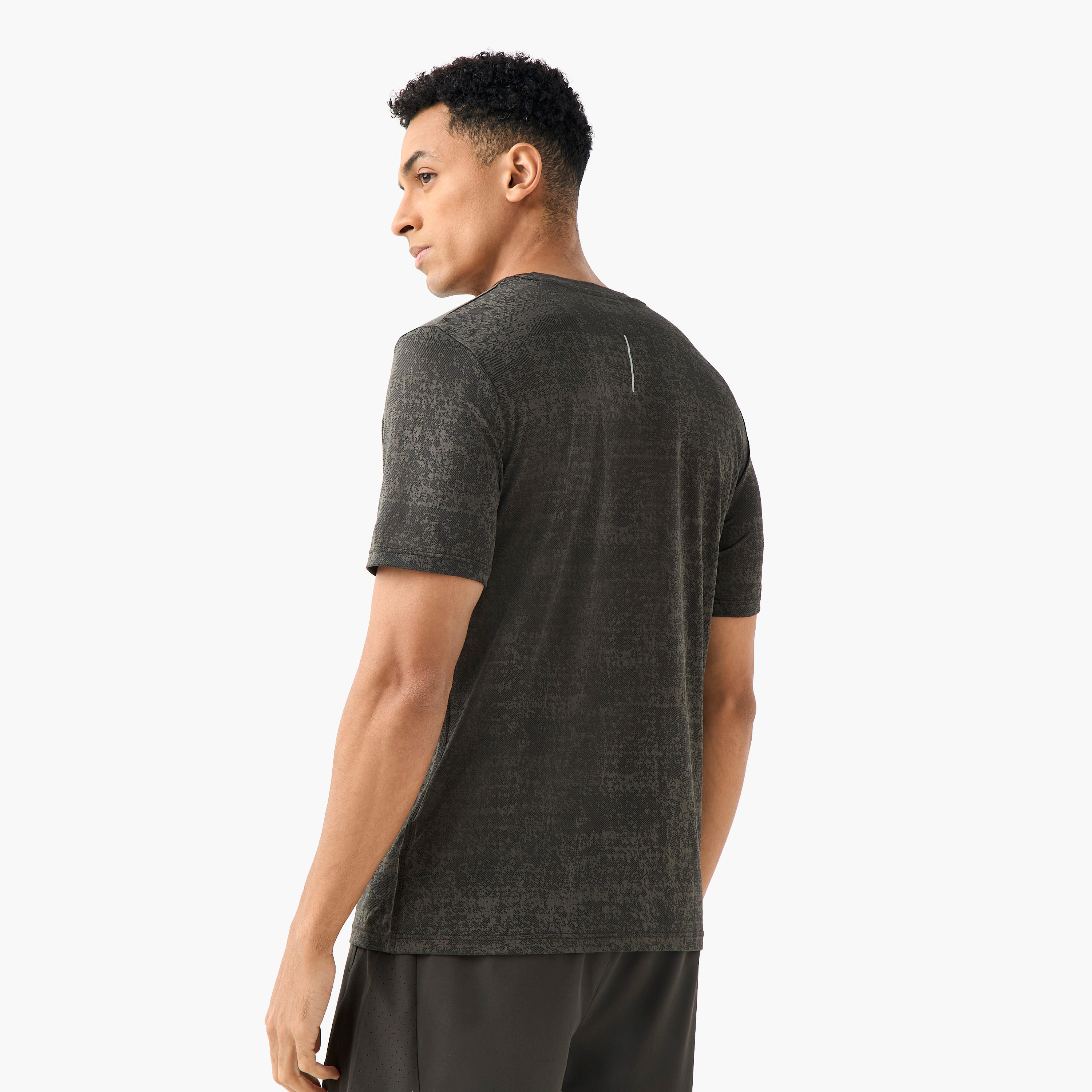 Men Textured Performance T-shirt-men-clothing-sportswearandactivewear-tshirtsandpolos-image-3