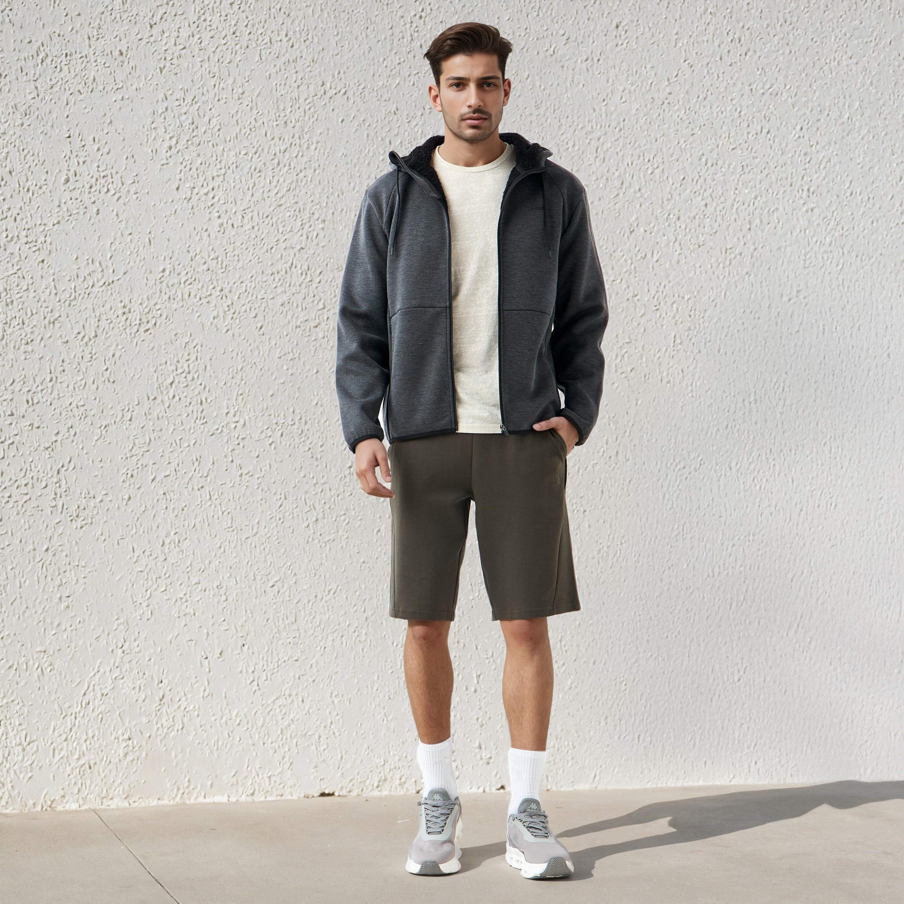شورت رياضي بألواح وخصر مطاطي-men-clothing-bottoms-shorts-image-2