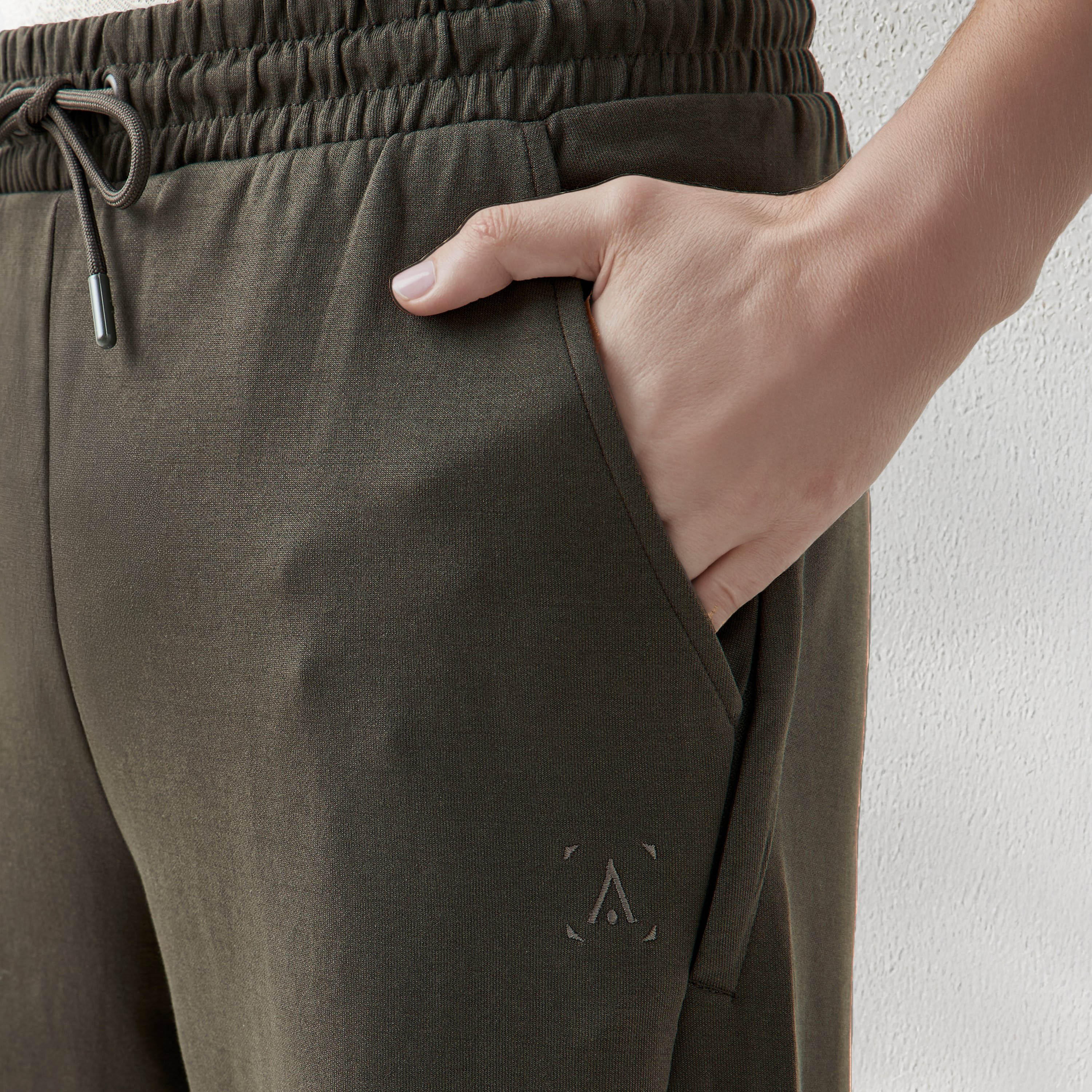 Panel Detail Performance Shorts with Drawstring Waist-men-clothing-bottoms-shorts-image-4