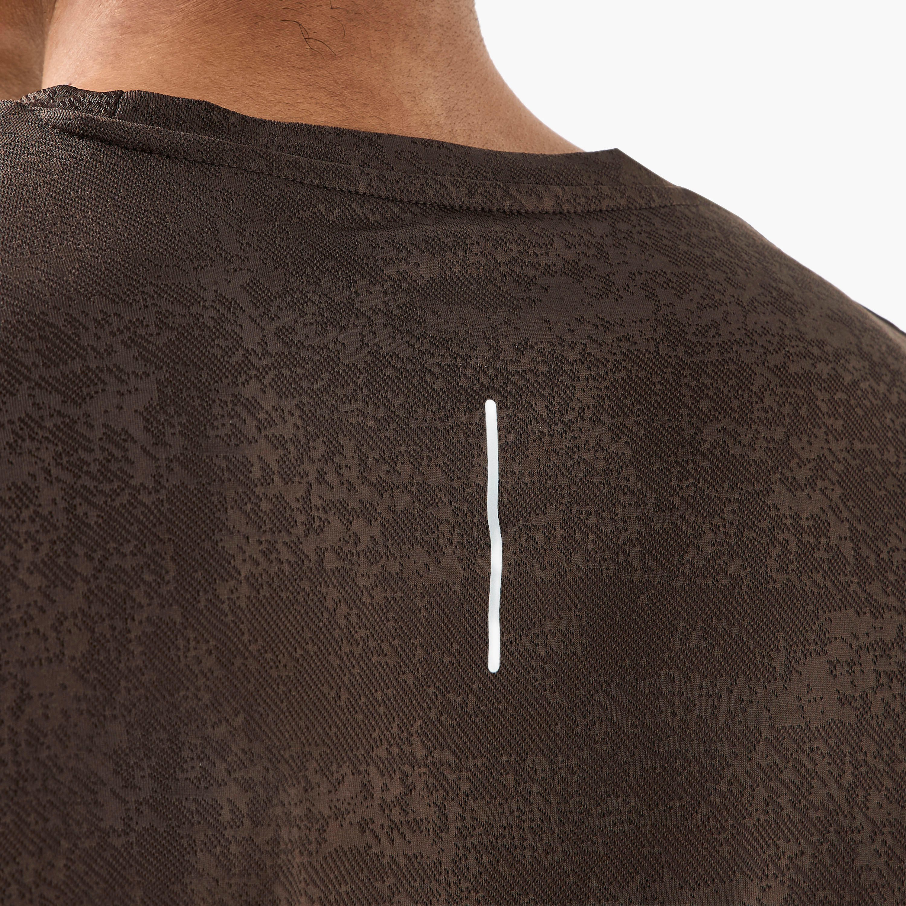 تيشيرت بيرفورمانس بارز الملمس للرجال-men-clothing-sportswearandactivewear-tshirtsandpolos-image-6