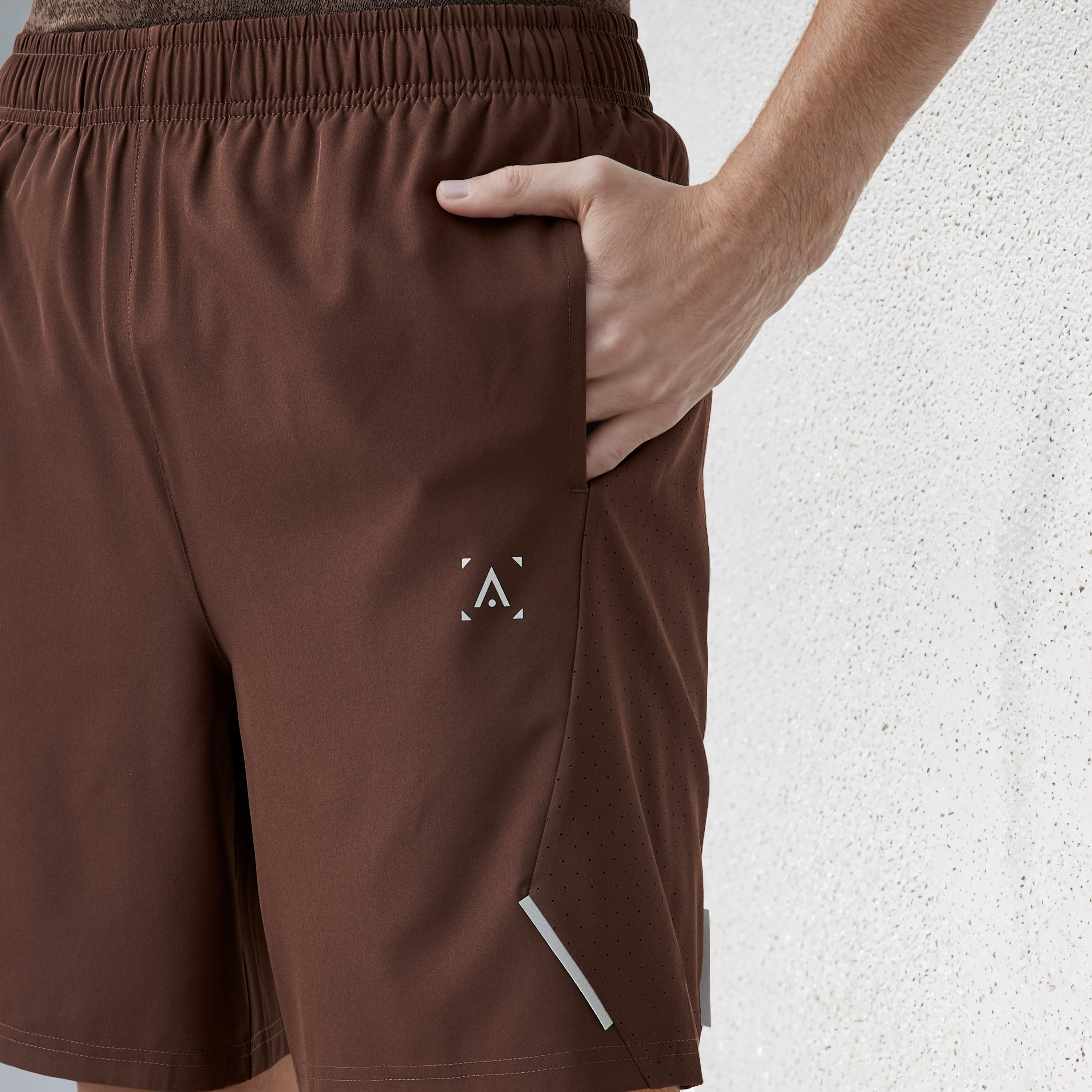 شورت بيرفورمانس بخصر برباط-men-clothing-bottoms-shorts-image-1