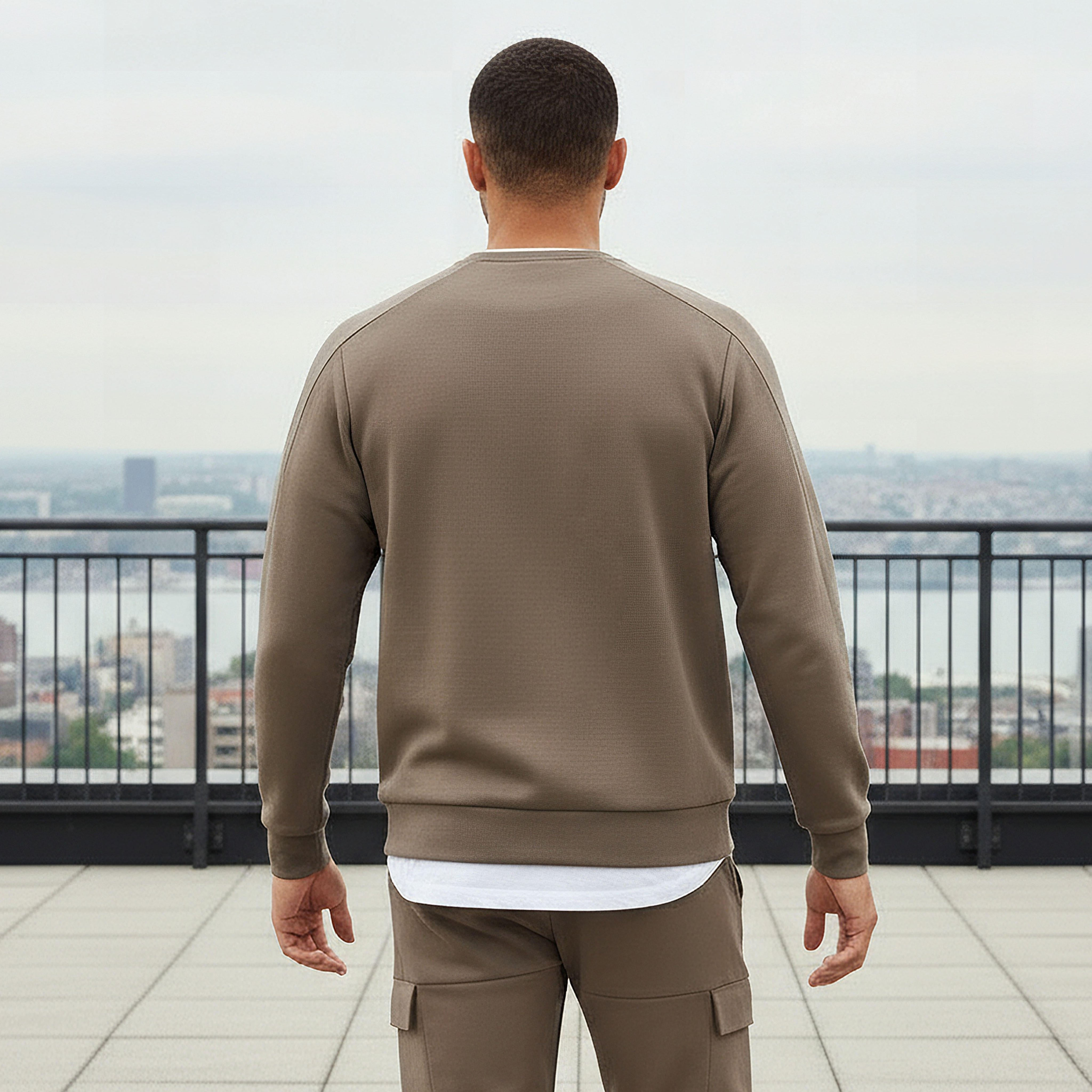 سويت شيرت رجالي بنقوش-men-winterwear-hoodiesandsweatshirts-image-3