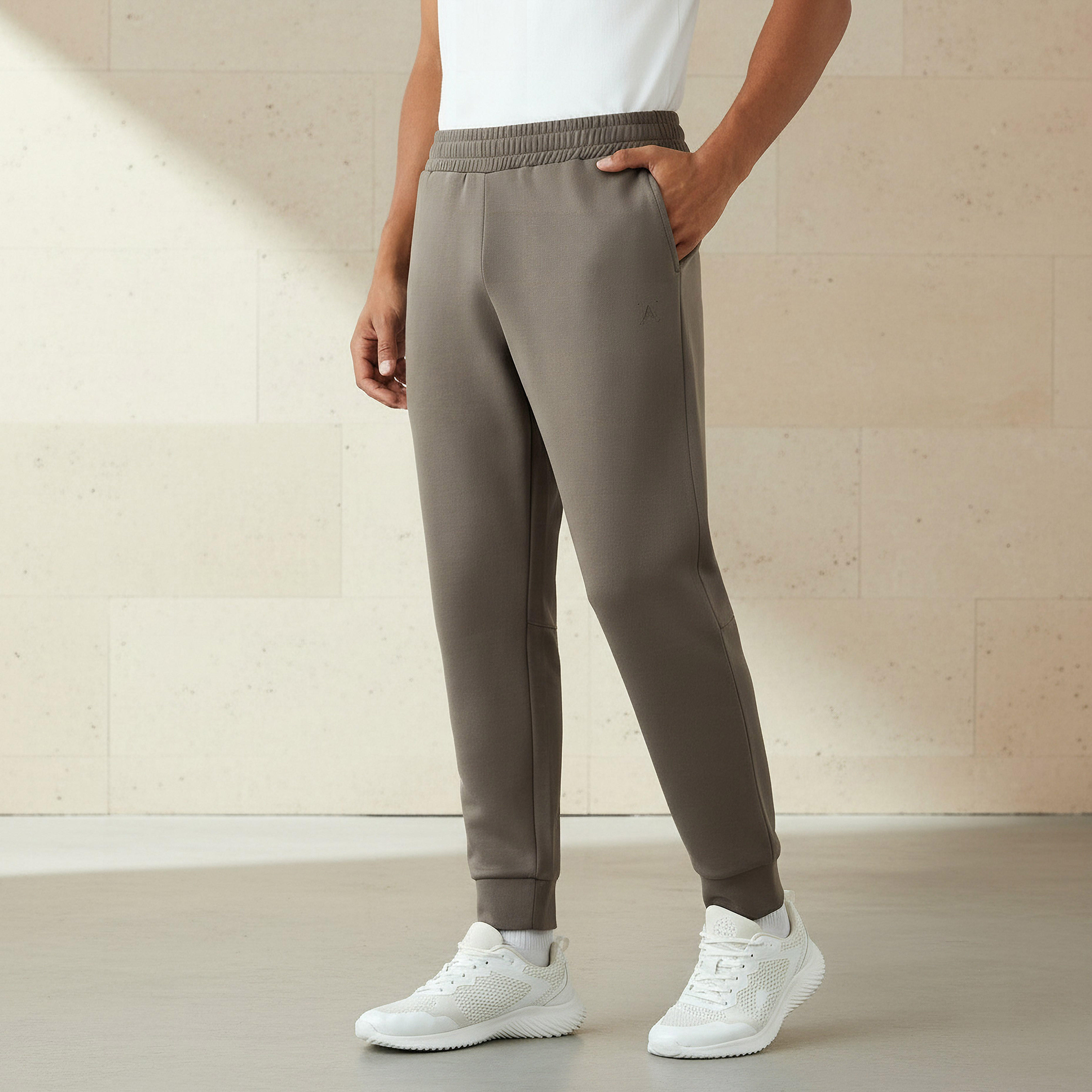 بنطلون رياضي بخصر مطاطي للرجال من كابا-men-clothing-sportswearandactivewear-bottoms-joggers-image-1