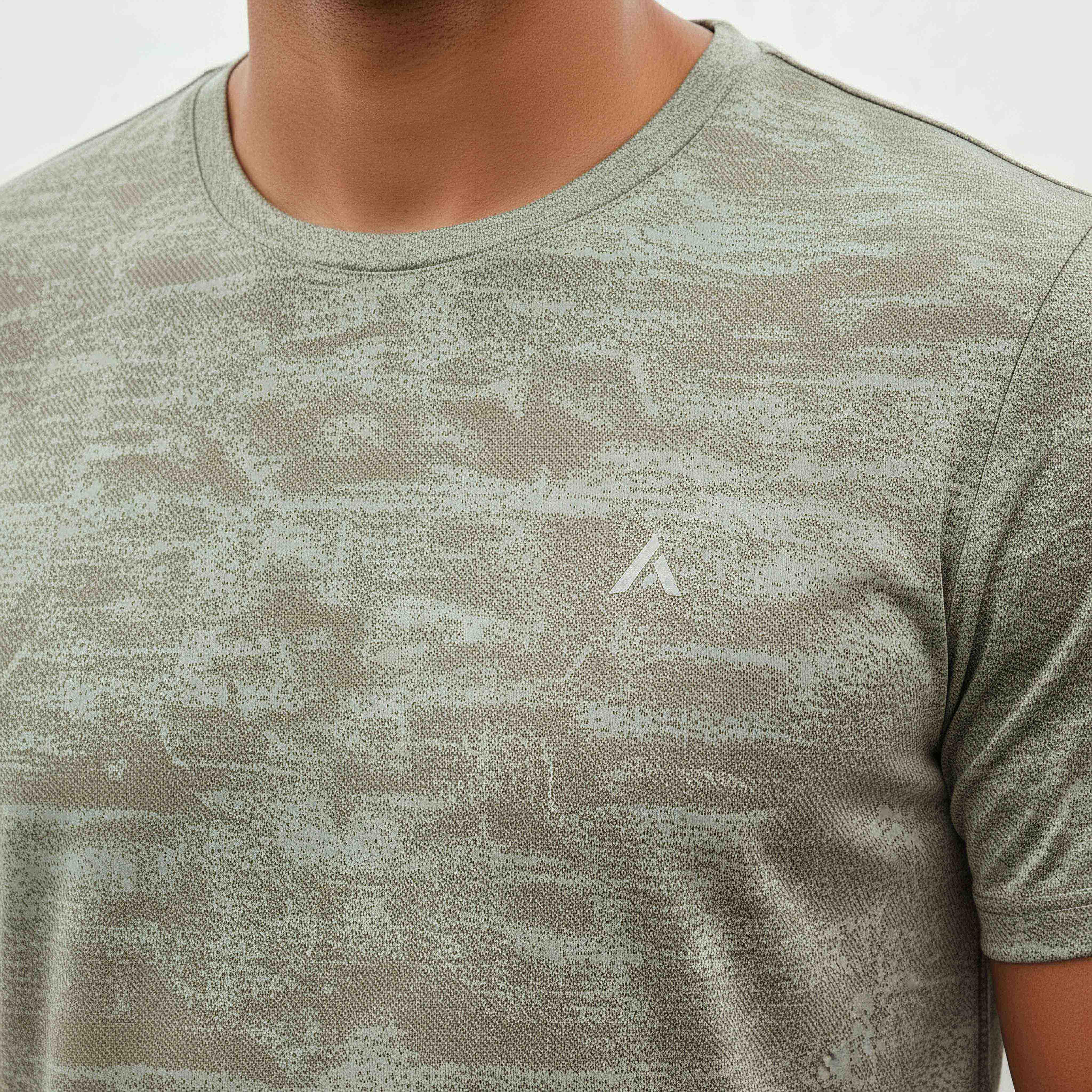 تيشيرت رجالي رياضي-men-clothing-sportswearandactivewear-tshirtsandpolos-image-1