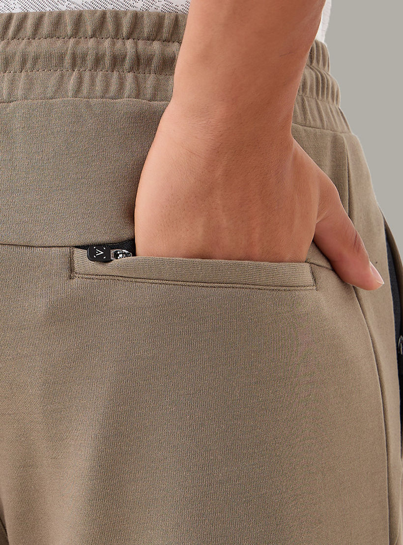 Men Regular Fit Joggers with Drawstring Waist-men-clothing-sportswearandactivewear-bottoms-joggers-image-4
