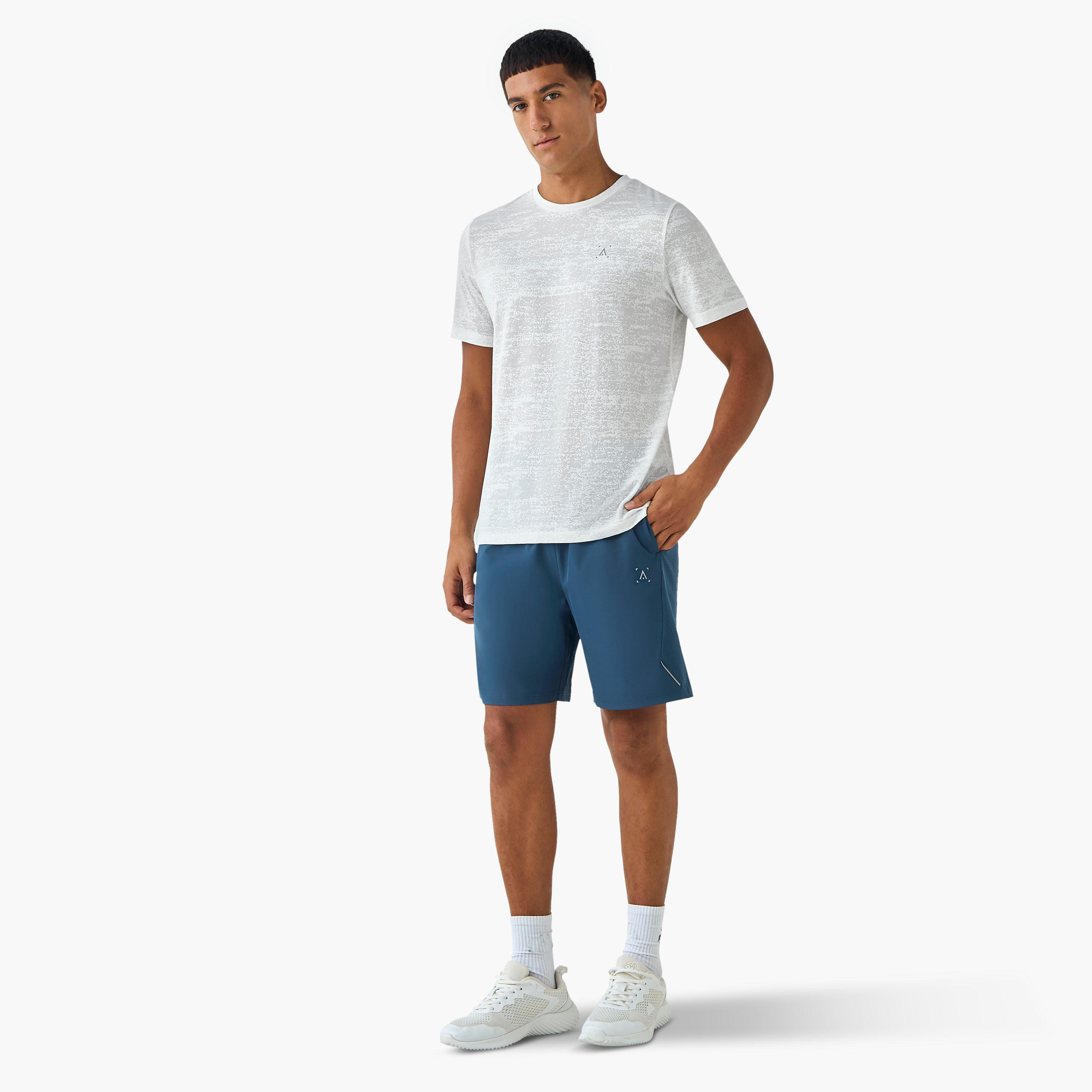 Men Textured Performance T-shirt-men-clothing-sportswearandactivewear-tshirtsandpolos-image-6