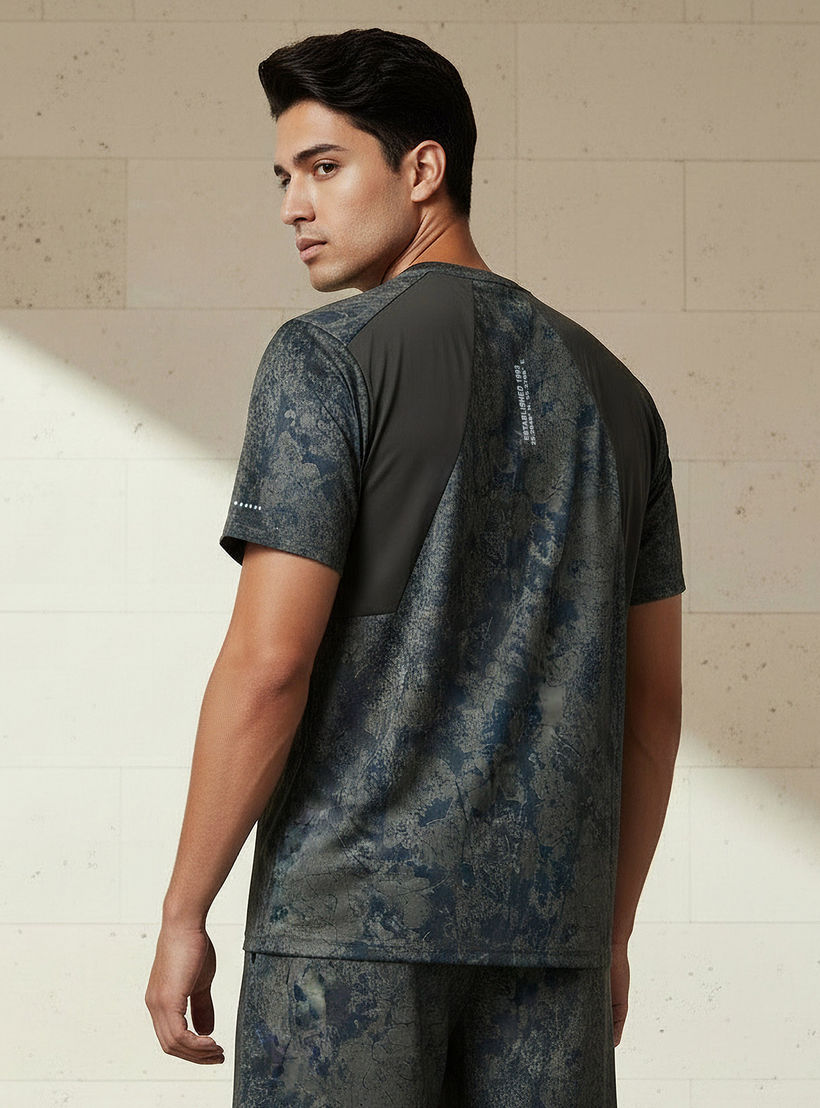 تيشيرت رجالي رياضي بطبعات-men-clothing-sportswearandactivewear-tshirtsandpolos-image-3