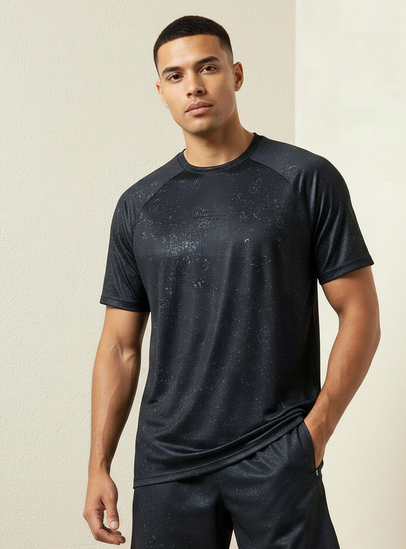 تيشيرت بأكمام مغايرة للرجال-men-clothing-sportswearandactivewear-tshirtsandpolos-image-1
