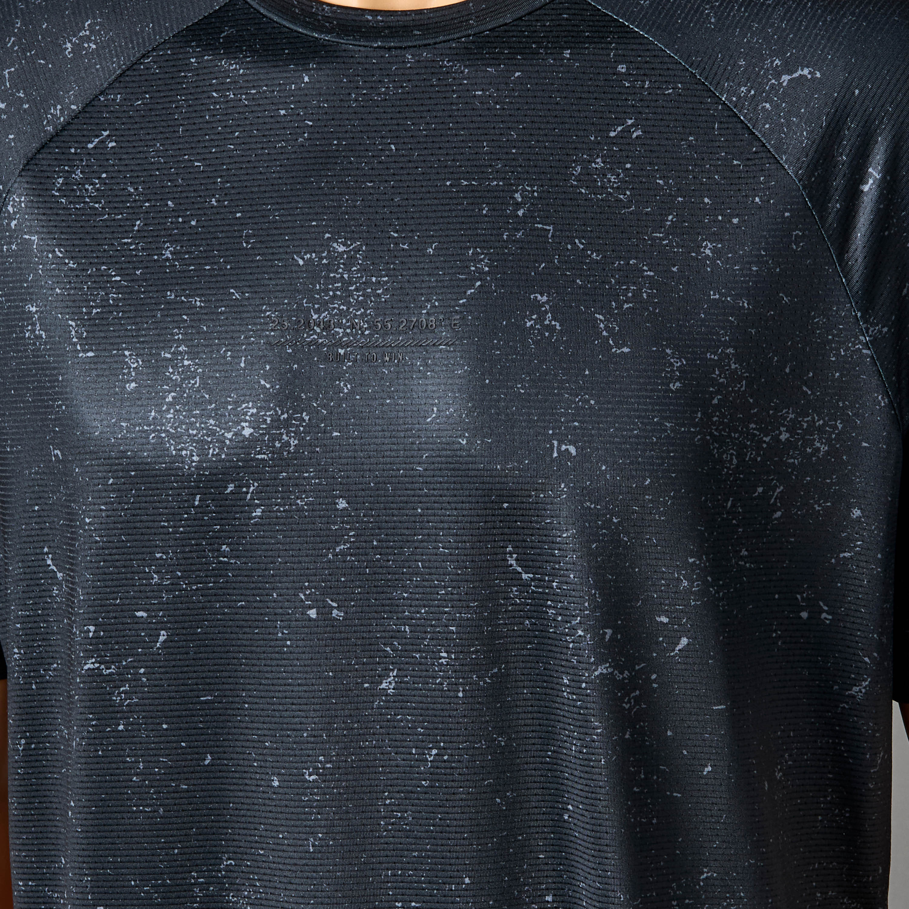 Men Raglan Sleeve T-shirt-men-clothing-sportswearandactivewear-tshirtsandpolos-image-2